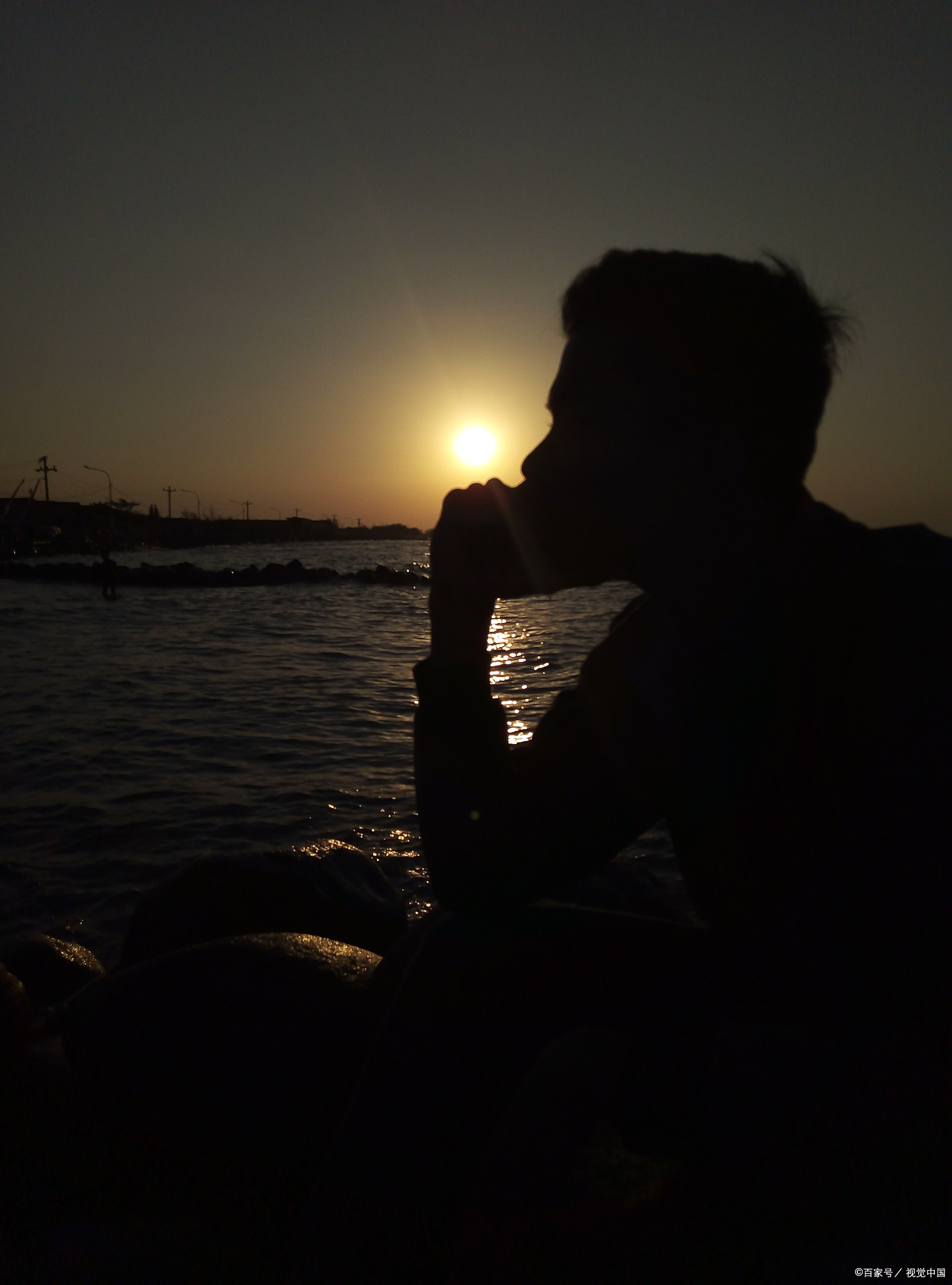 多愁善感的男人事业心强吗?一个人的事业心不仅取决于性格特点