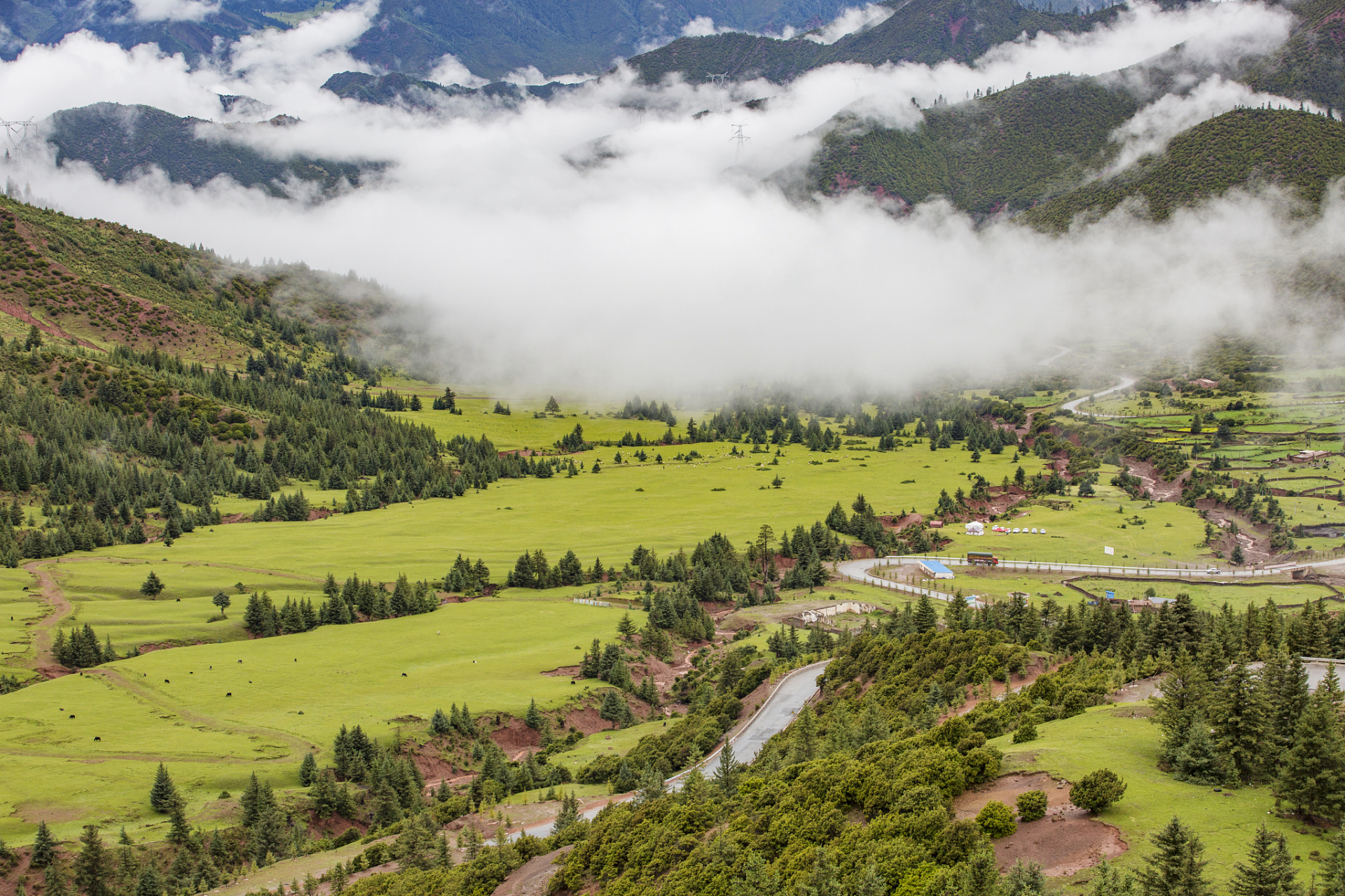 与美景零距离接触92  99景点推荐:  11566托乎拉苏大草原90