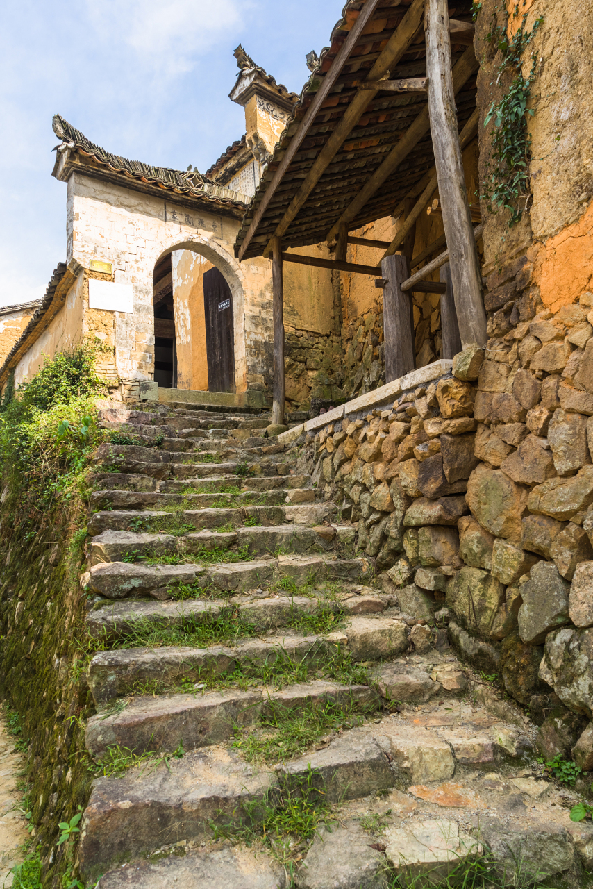 黄檀硐古村,位于乐清市乐成镇,被誉为灵山之北的明珠.