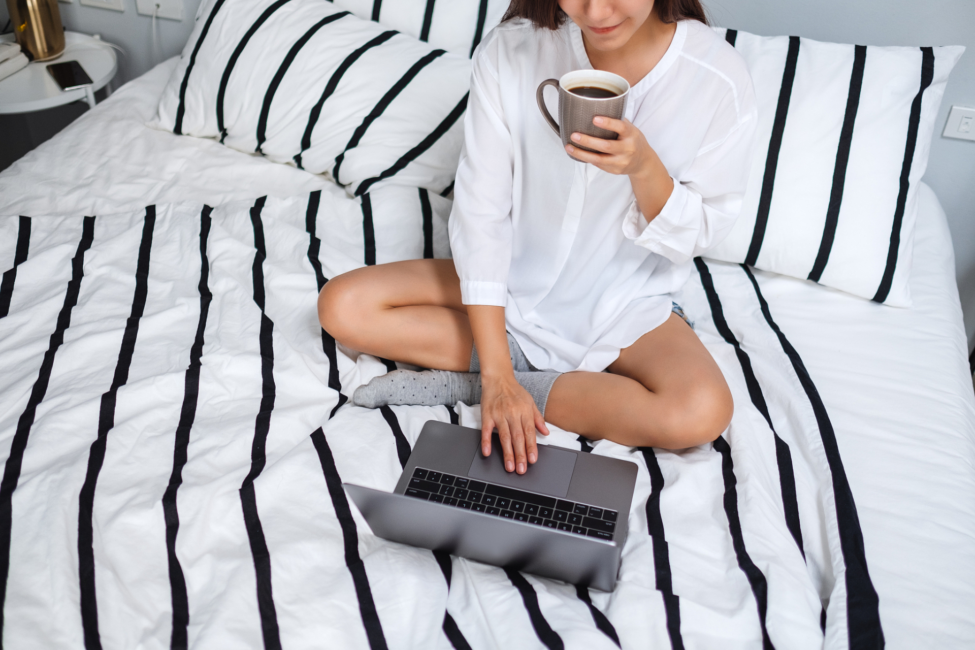 《不讲究的一天》 我是一个不讲究的人,喜欢随心所欲地生活,不受任何