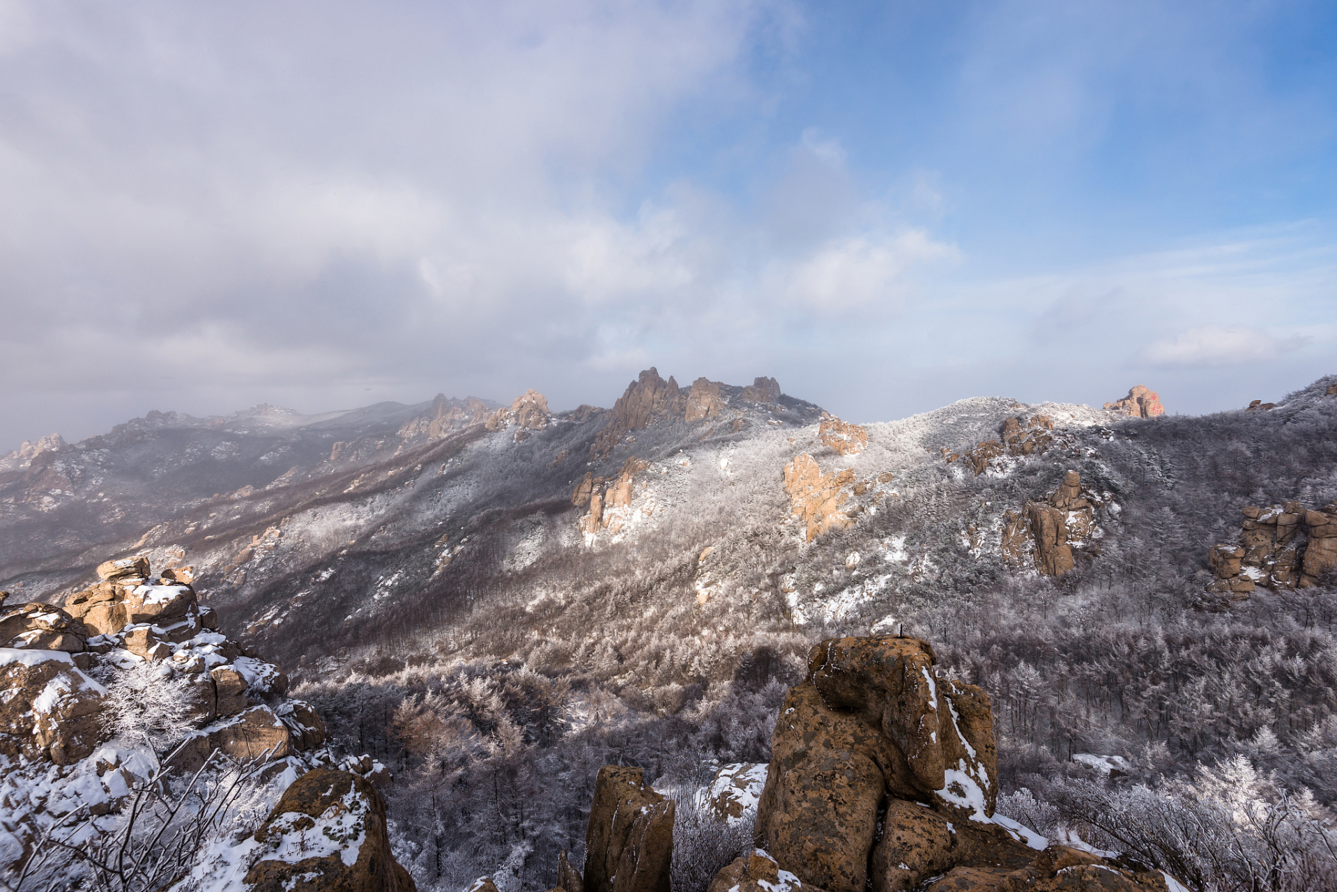 9015 烟台昆嵛山:昆嵛山位于山东省烟台市牟平区和文登区的交界处