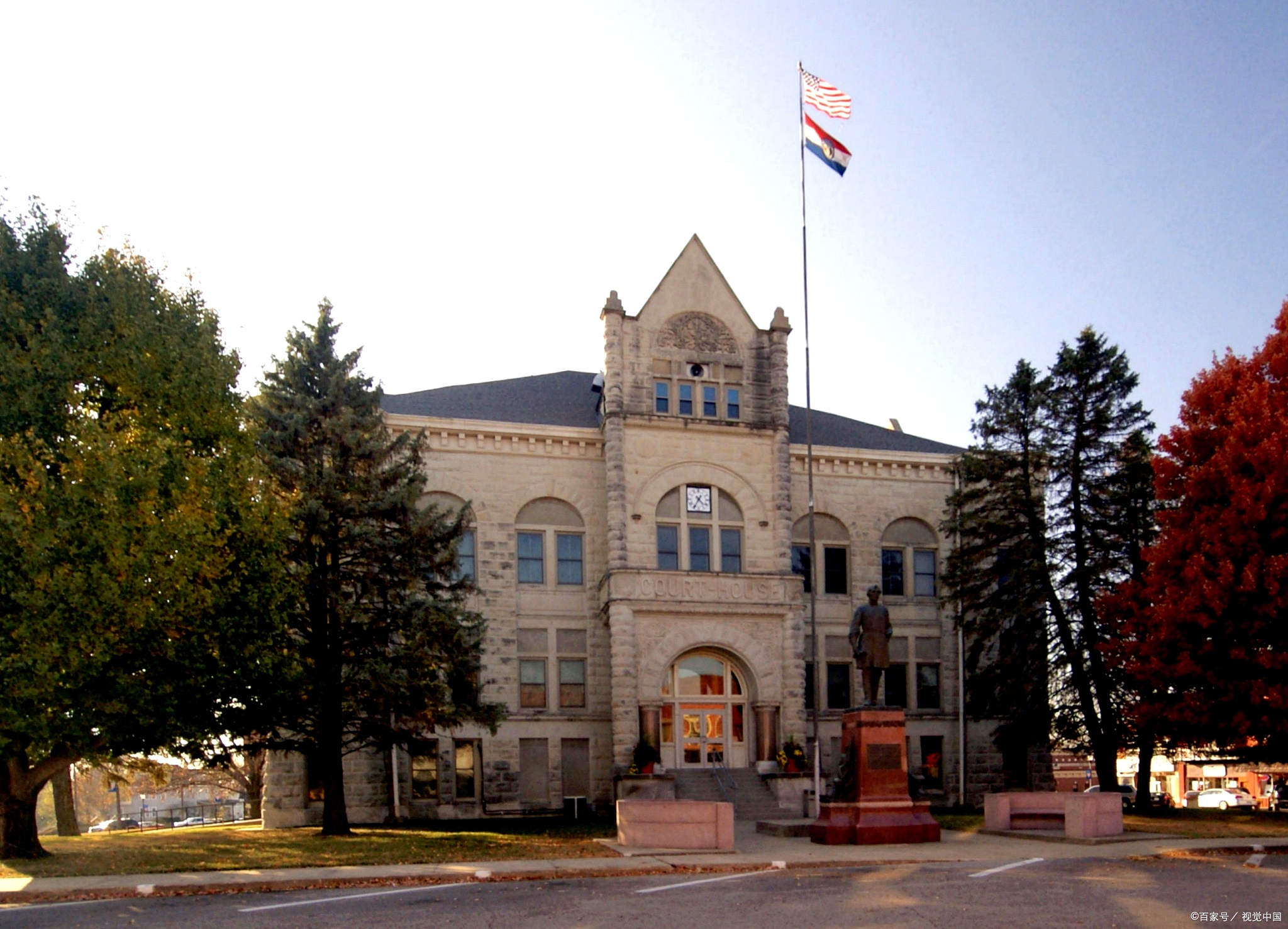 世界上亿万富翁最多的10所大学