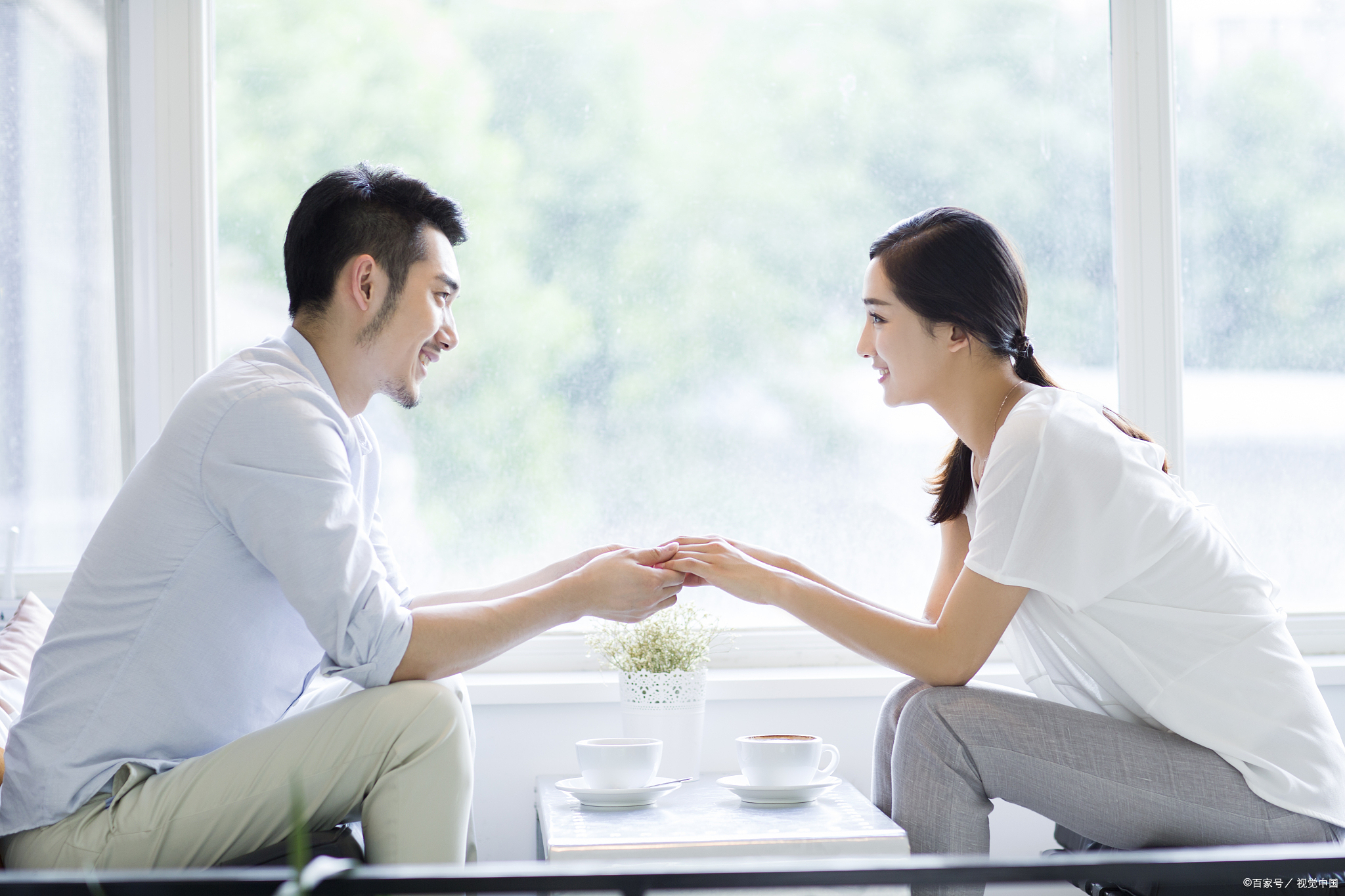 和年纪大的男人谈恋爱