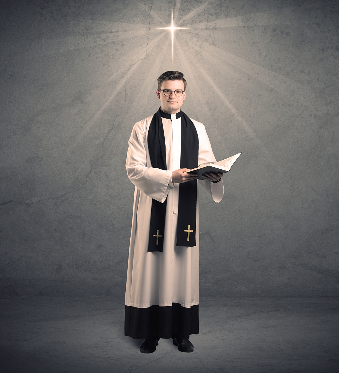 有一天,一位牧师在教堂里讲道,讲到了爱的力量.