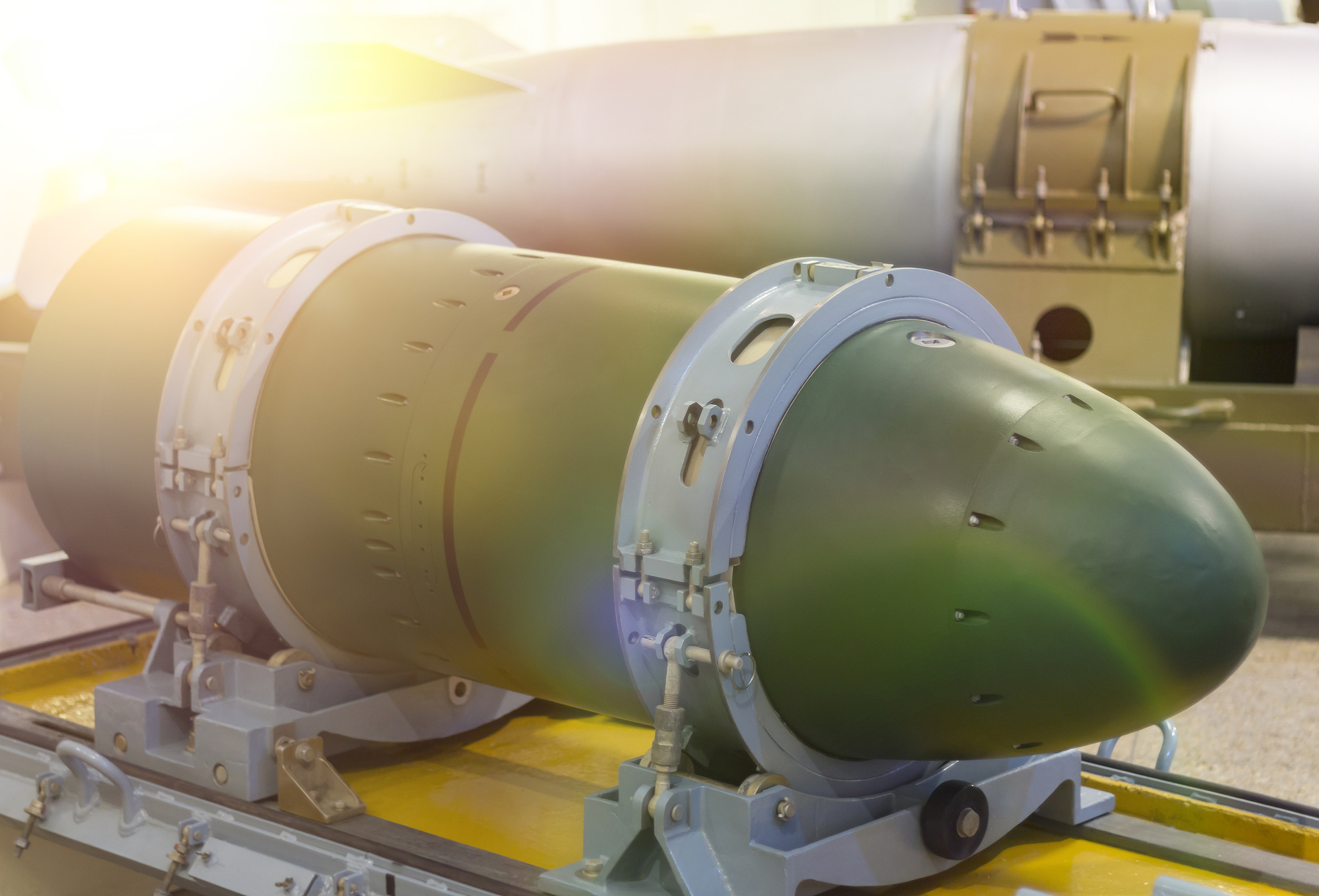 是现代军事力量中最具威慑力的武器之一,能够携带