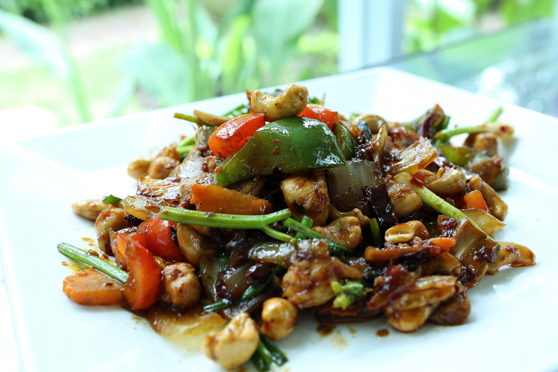 爆炒田鸡#百家新收益# 是一道以田鸡为主要食材,口感鲜美,香辣可口的