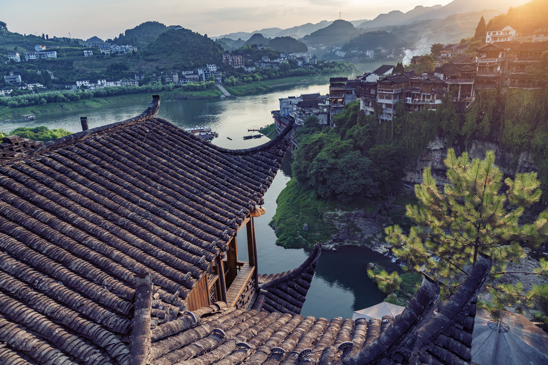 贞丰古城可能是一个充满故事的地方,每一块石头,每一片砖瓦都可能见证