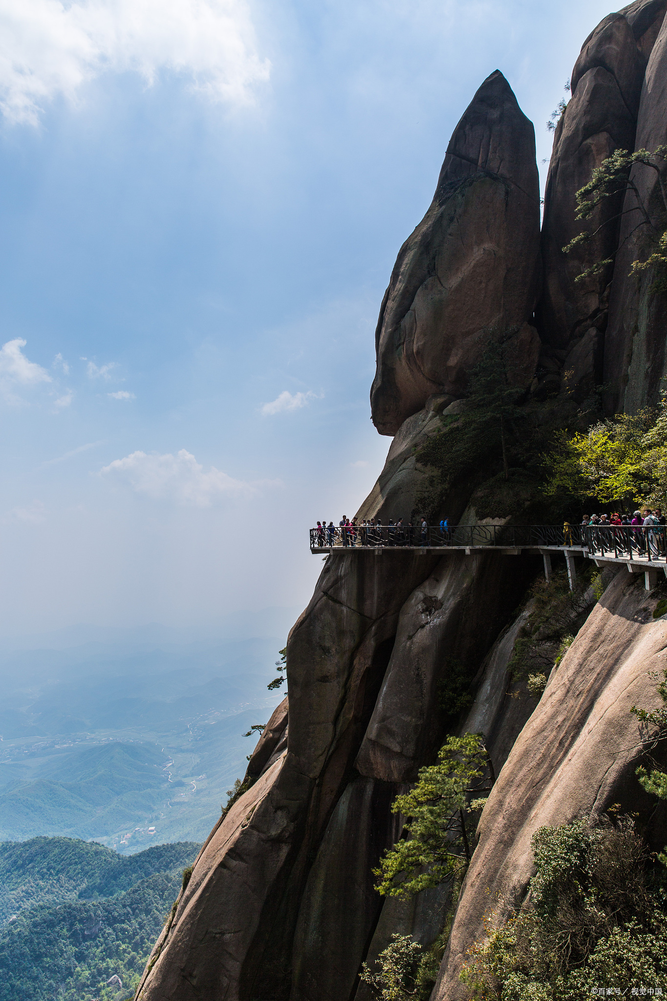 飞来峰,自然风光与文化底蕴的完美结合,诠释着杭州的魅力与历史