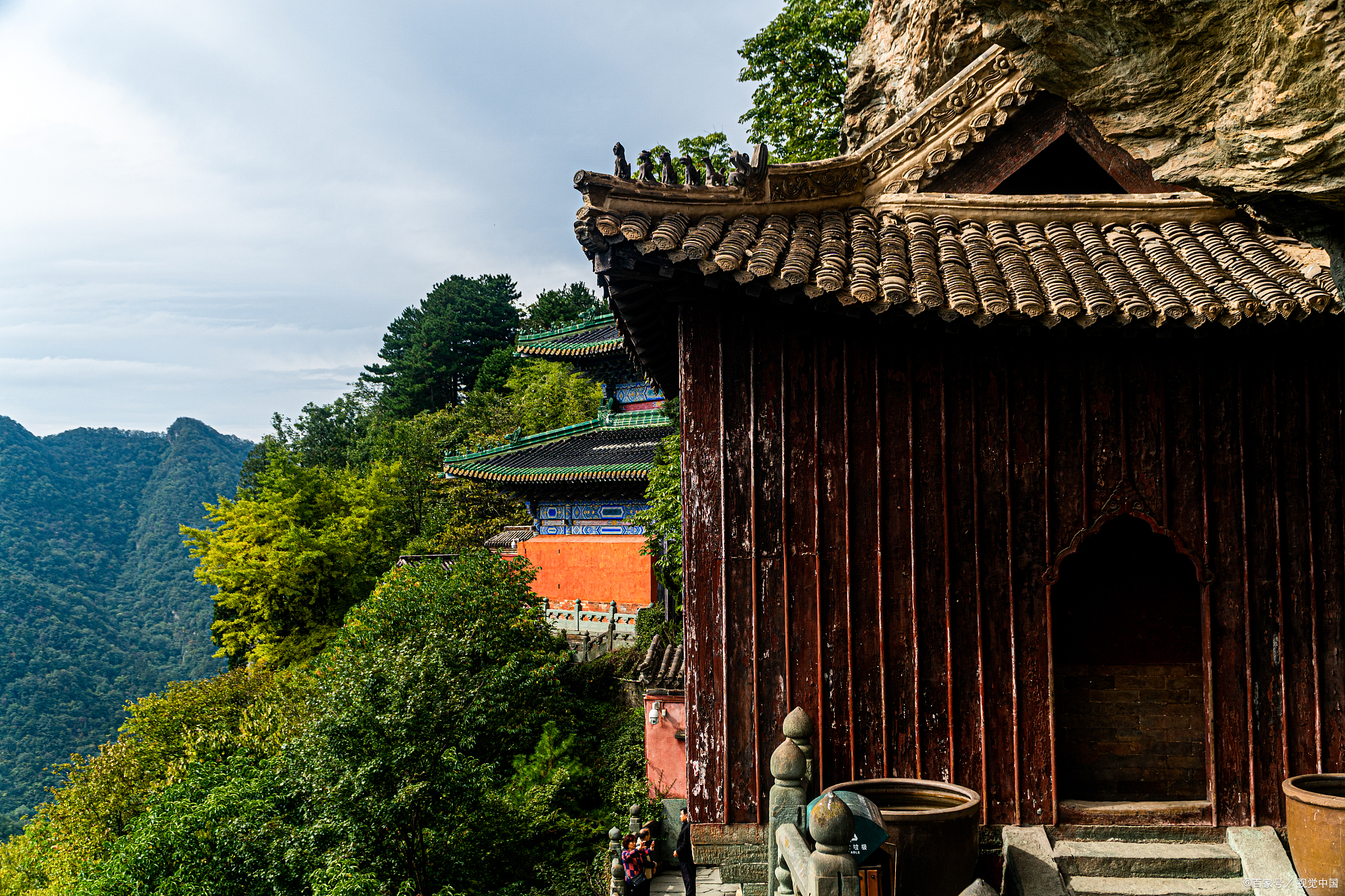 世间好语书说尽,天下名山僧占多