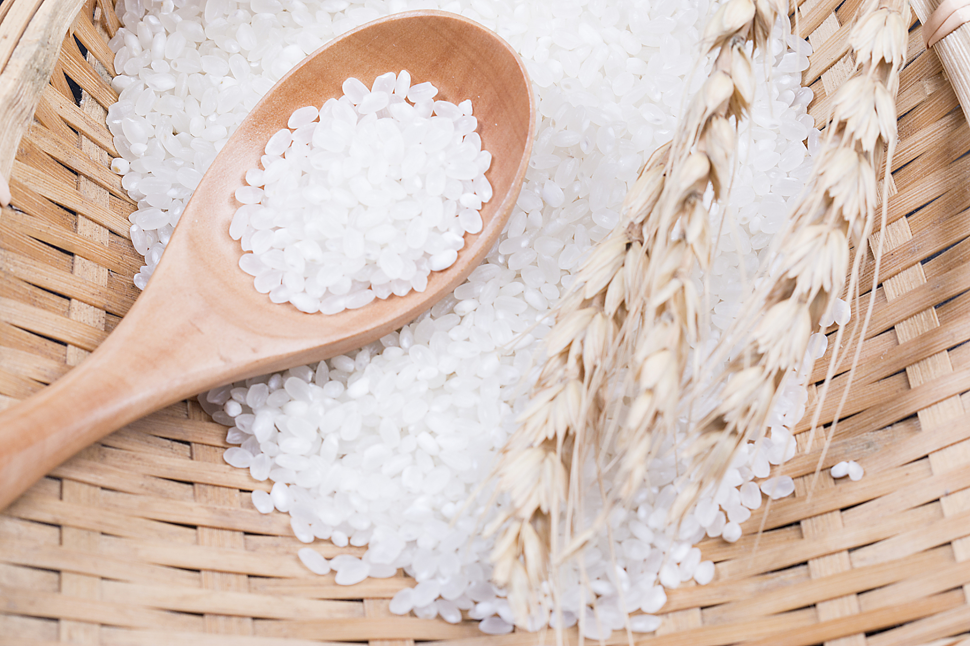 盘锦大米是辽宁省盘锦市特产的一种优质大米,以其独特的口感和营养