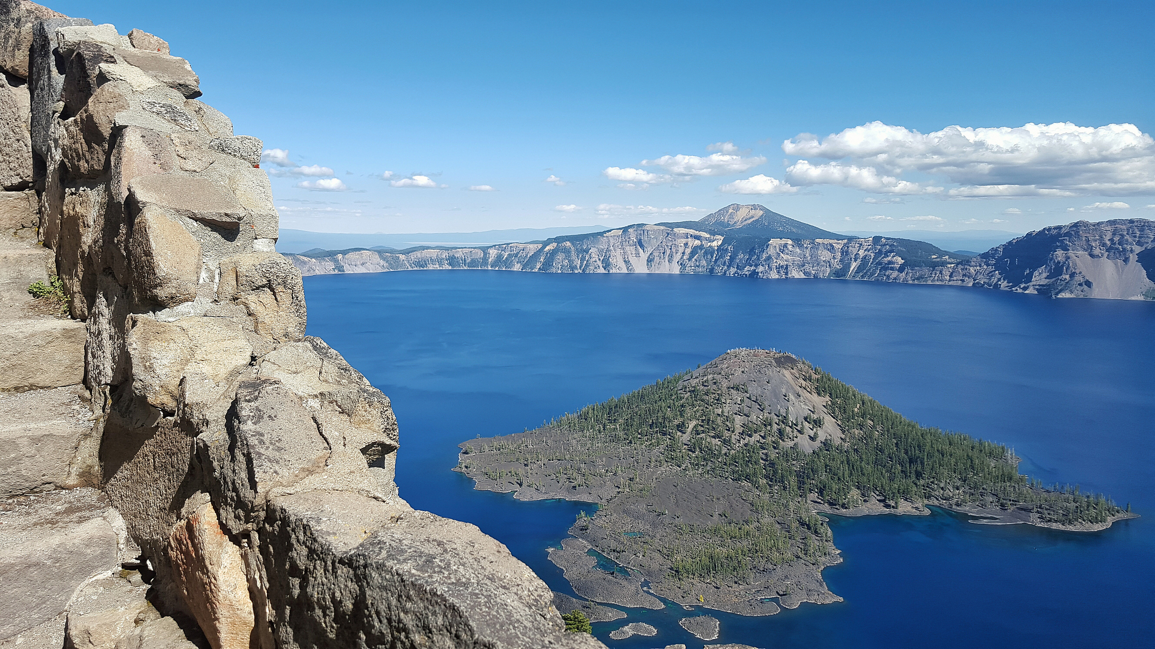 位于巴塔哥尼亚山脉东麓.冰川湖.
