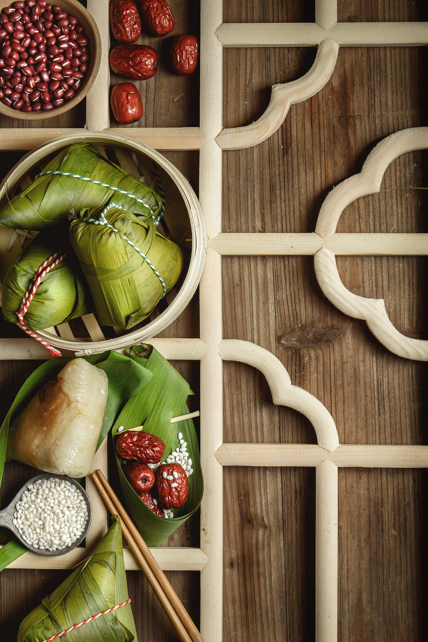 端午节作为中国传统节日之一,不仅承载着丰富的文化内涵,还与许多特色