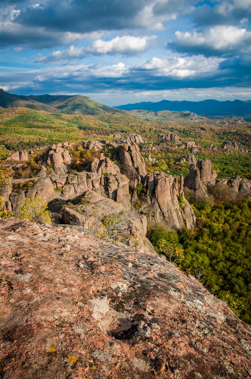 国家公园(mesa verde national park)是北美洲印第安人文化遗迹保留地