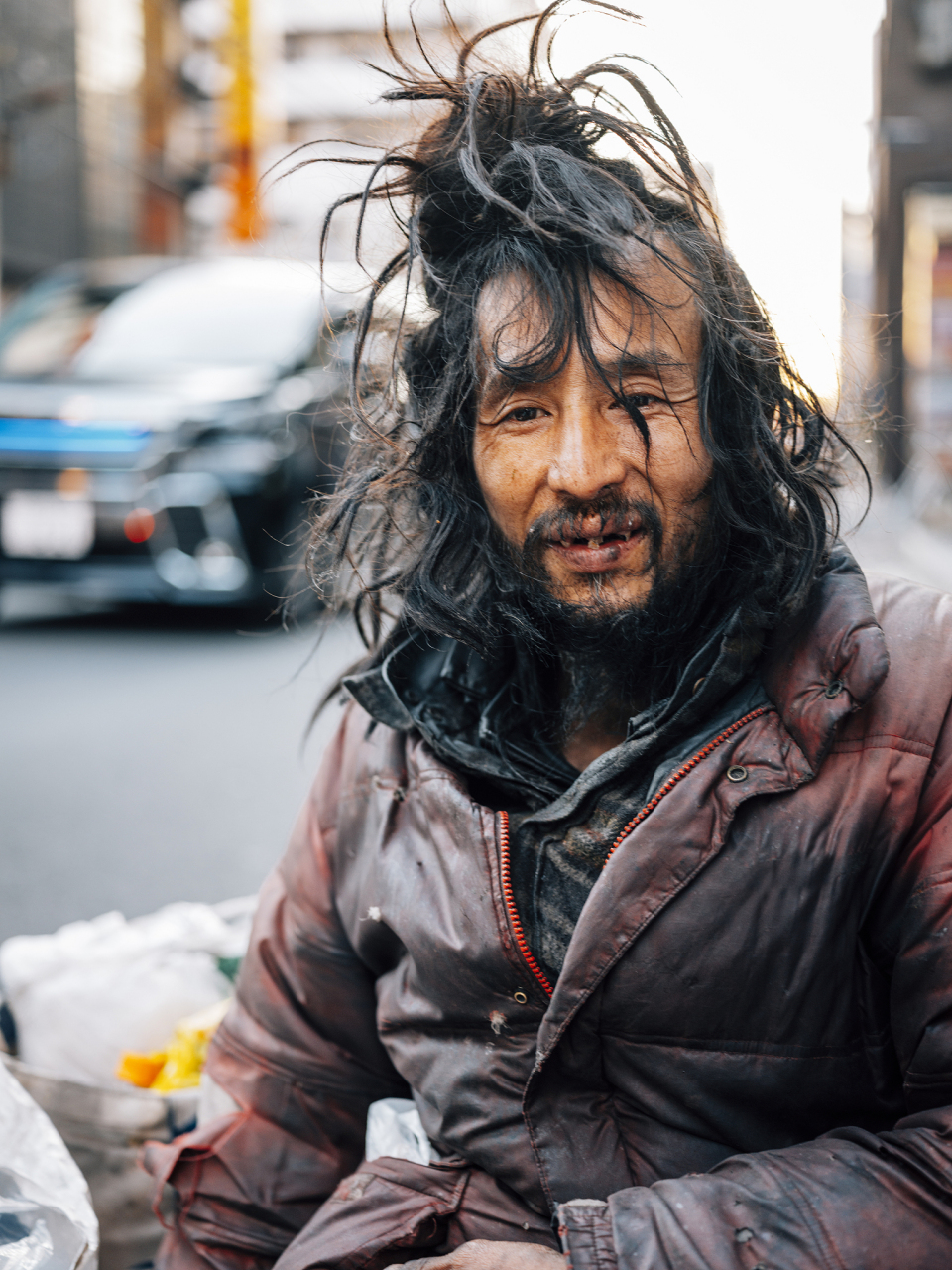 这位陕西渭南小伙子周磊15年前走失,让家人苦苦寻找多年无果.