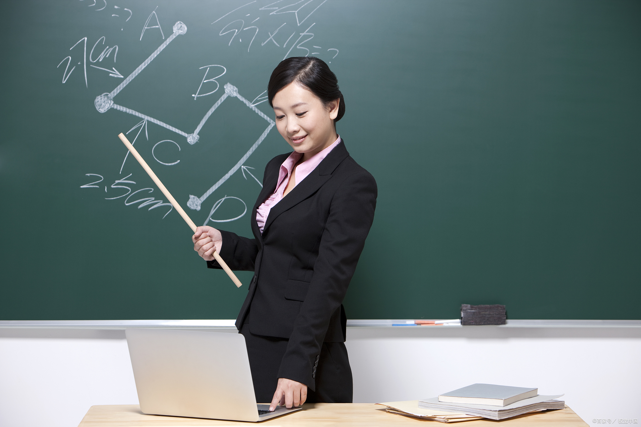 教师在很多人心中都是一种比较好的职业,所以一些人在中招失利之后,就