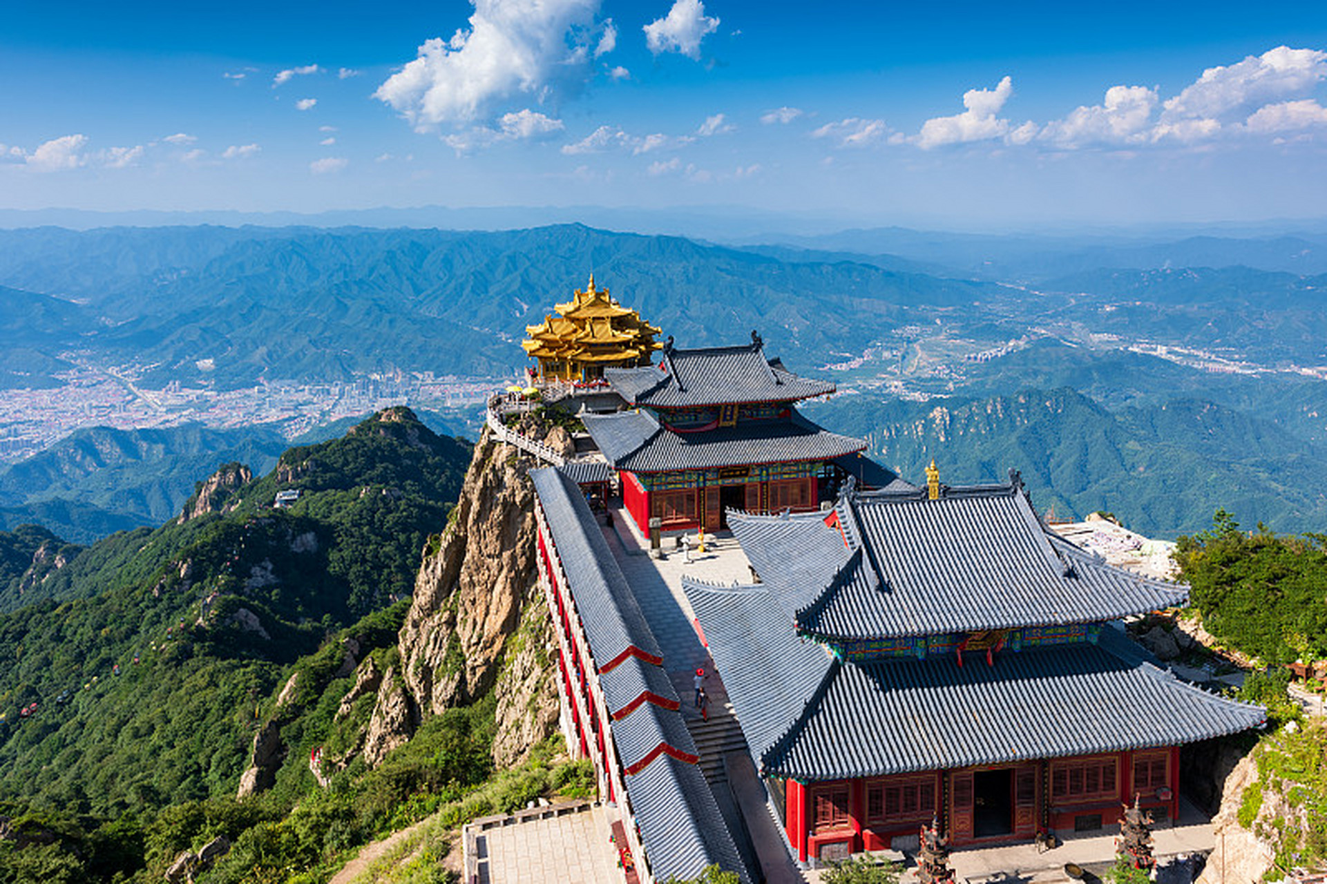 省洛阳市栾川县,是一座著名的道教圣地,也是自然风景优美的旅游胜地