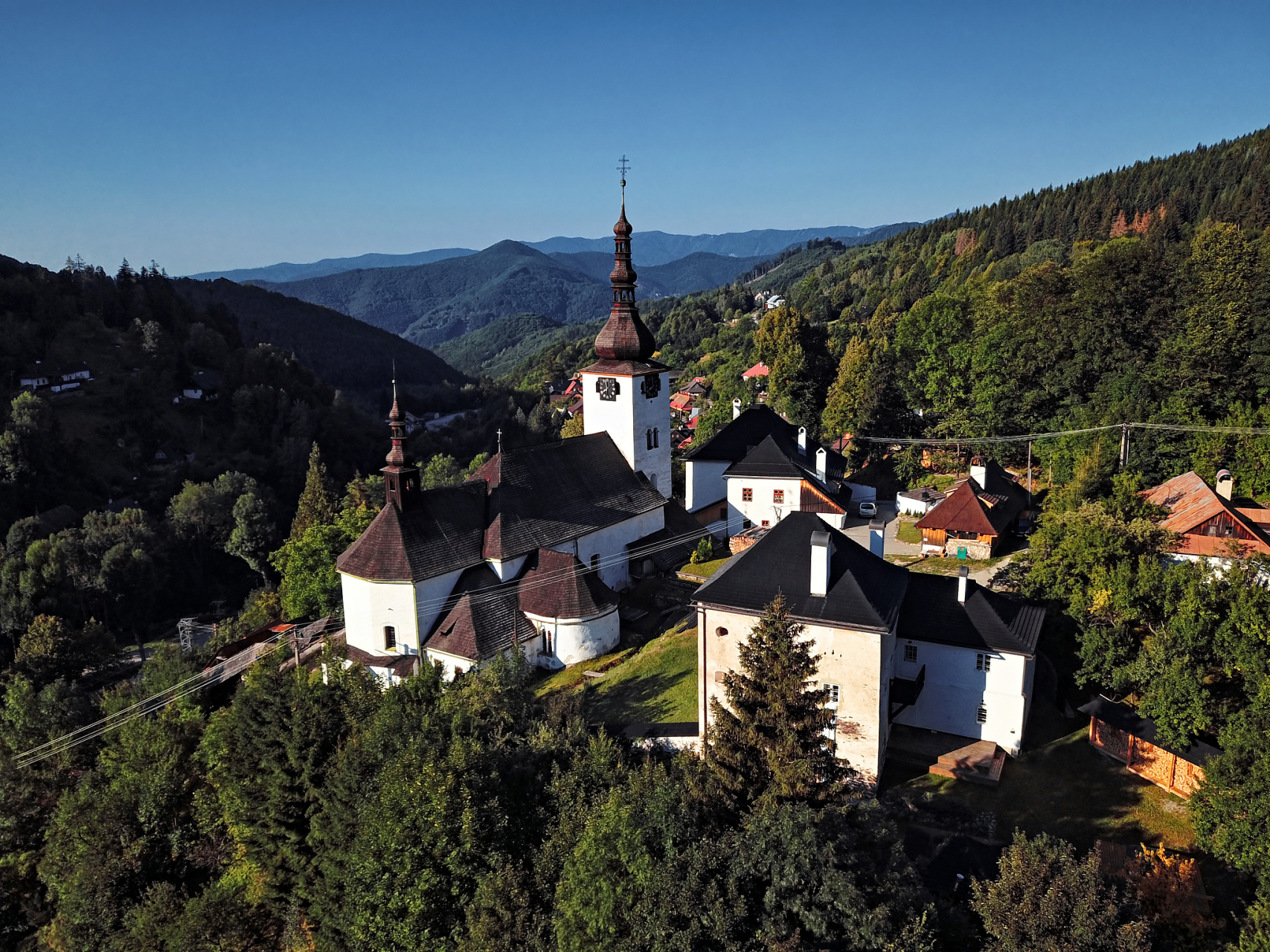 旅游# 我推荐的是哈尔施塔特(hallein),这是一个位于奥地利萨尔茨堡