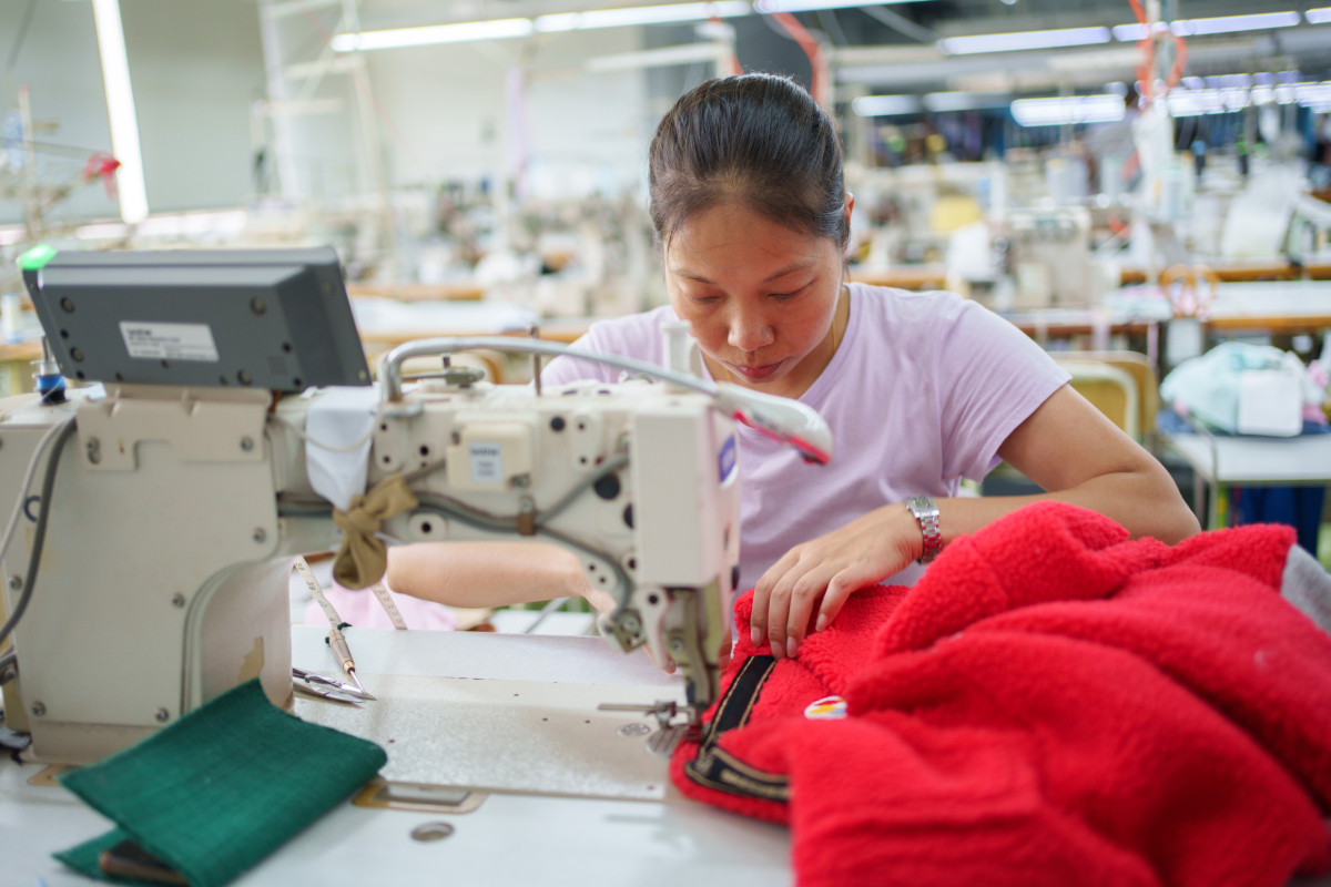 服装代加工怎么找厂家