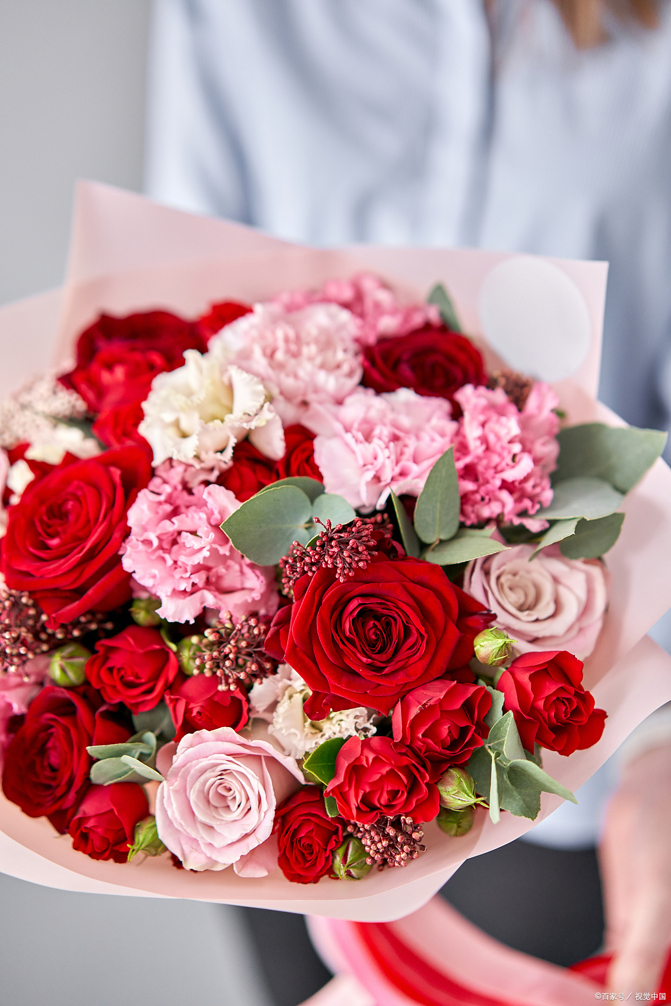 女神节收到老公送的花怎么低调发朋友圈说说?