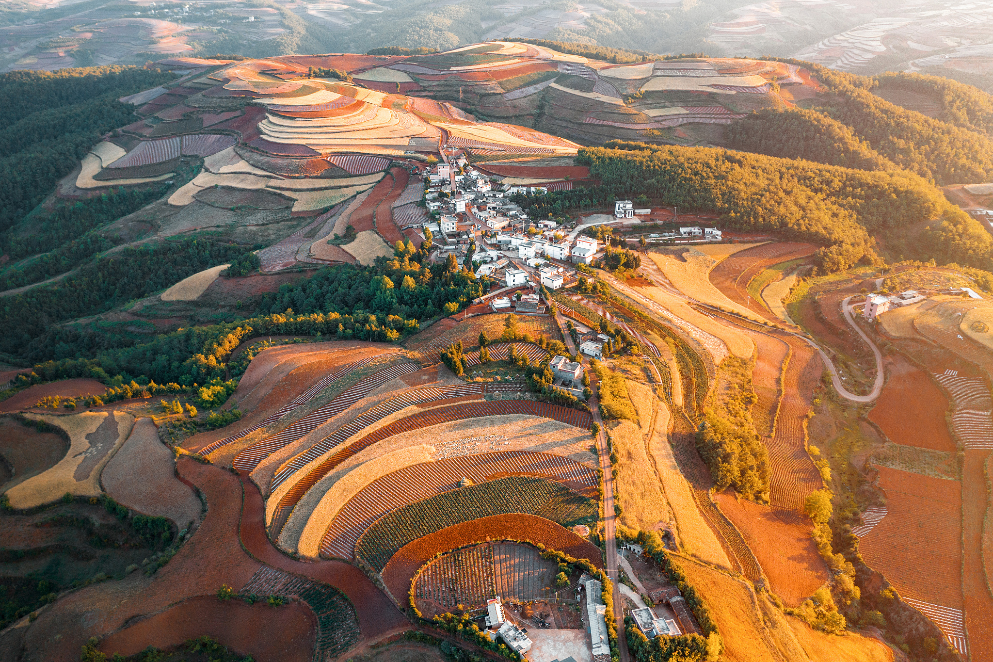 云南东川红土地照片图片