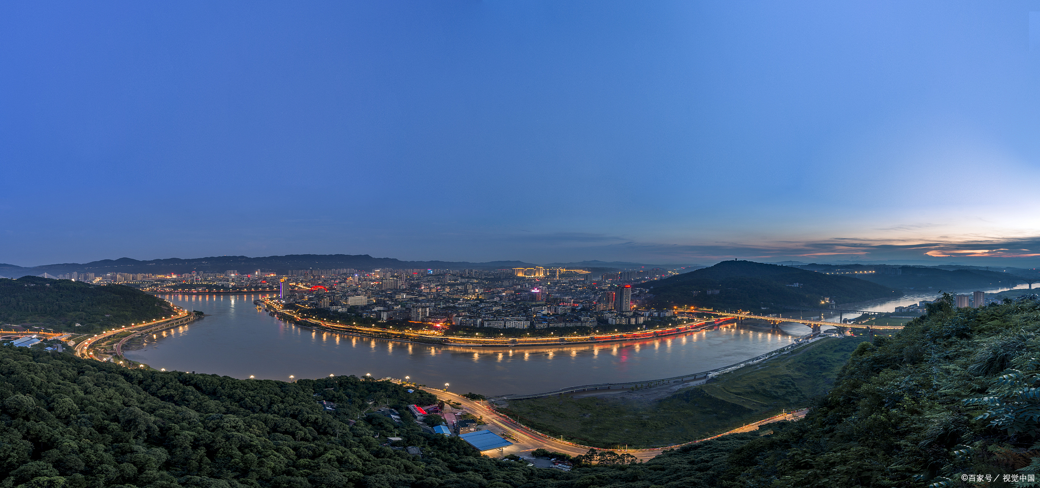 泸州,这座历史悠久的城市,以其丰富的文化底蕴和秀美的自然风光吸引着