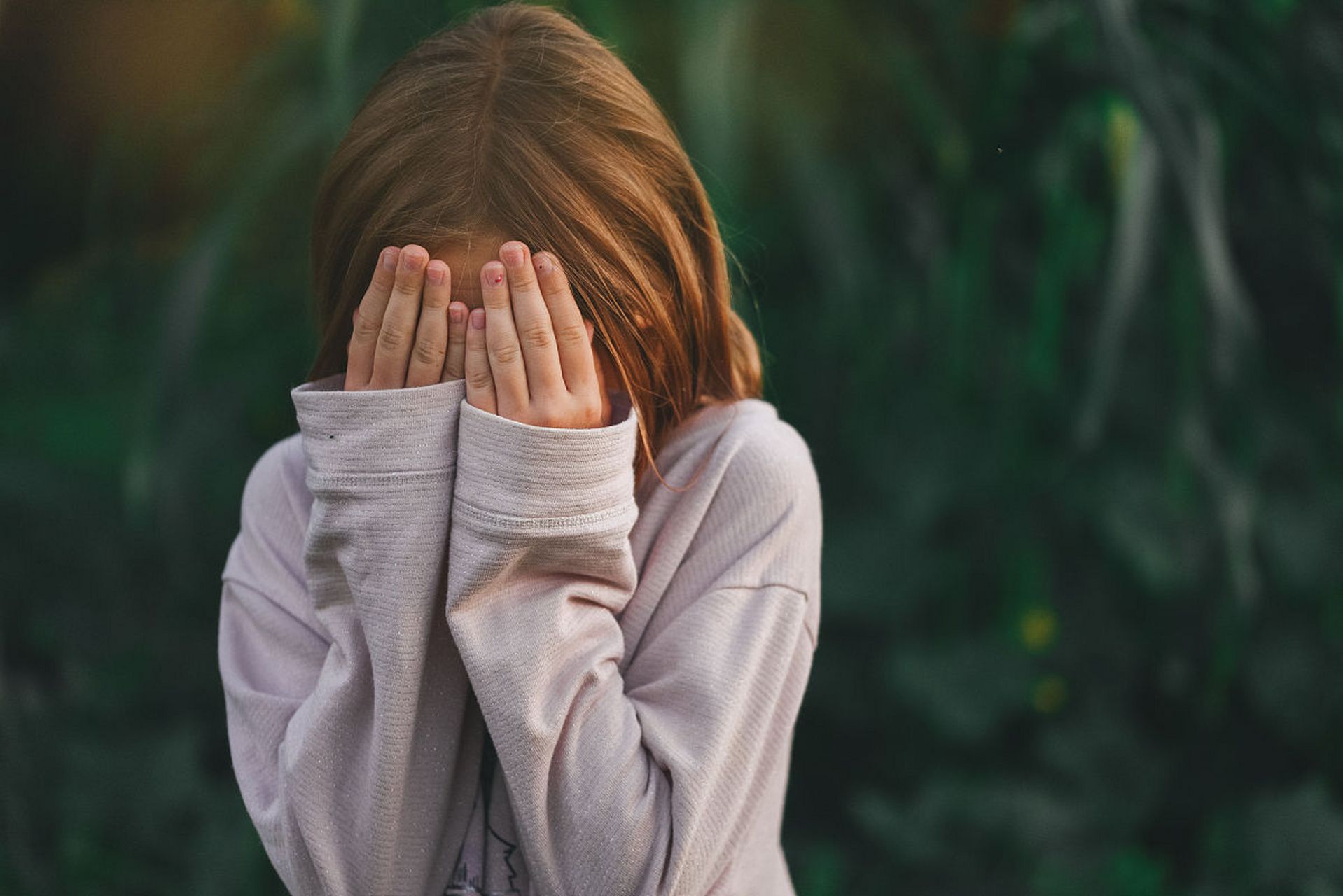 济南远大脑康# 济南远大脑康:心情不好,闷闷不乐,长时间处于情绪低 