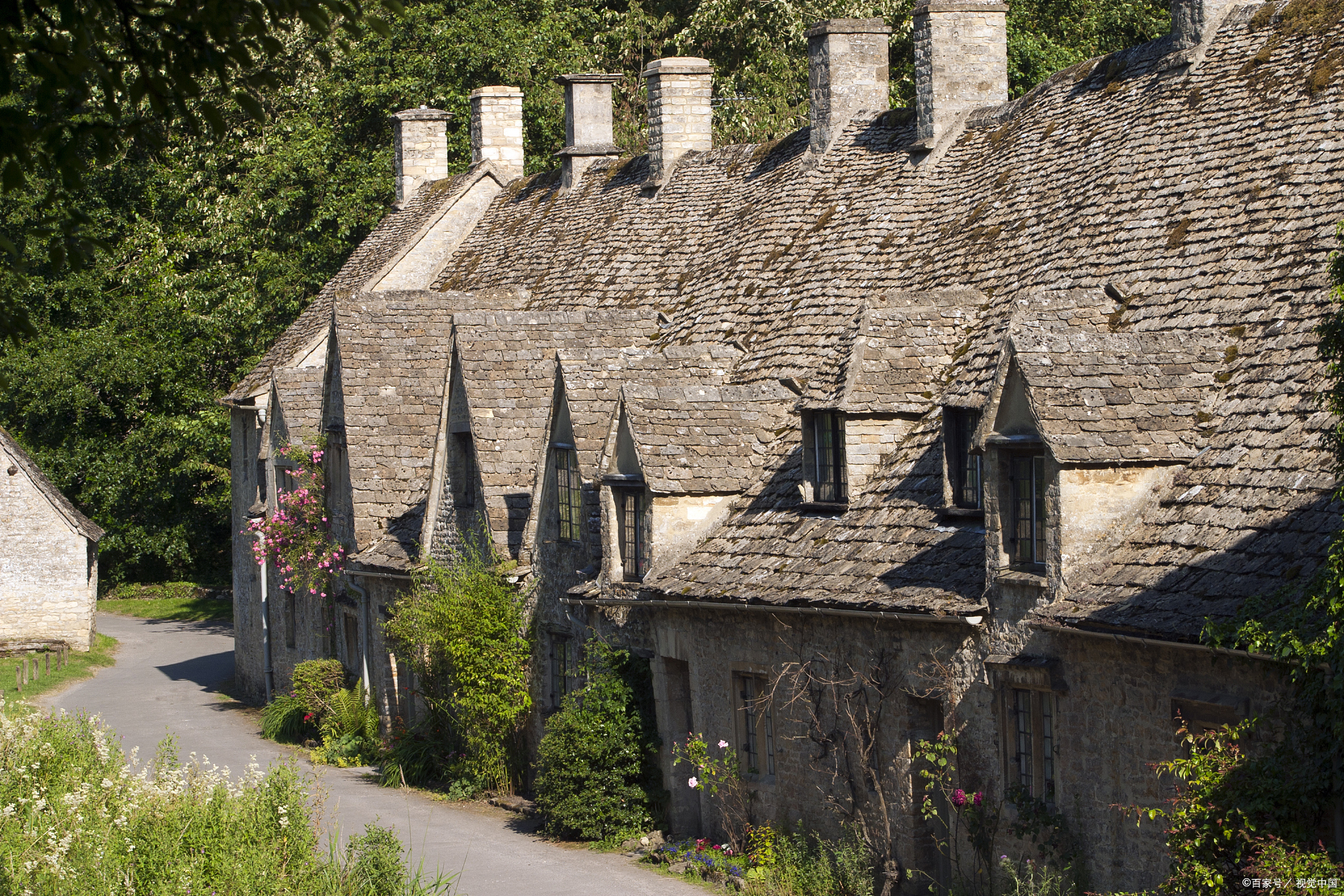 苏格兰秘境之旅:特拉奎尔宅——穿越千年的时光隧道