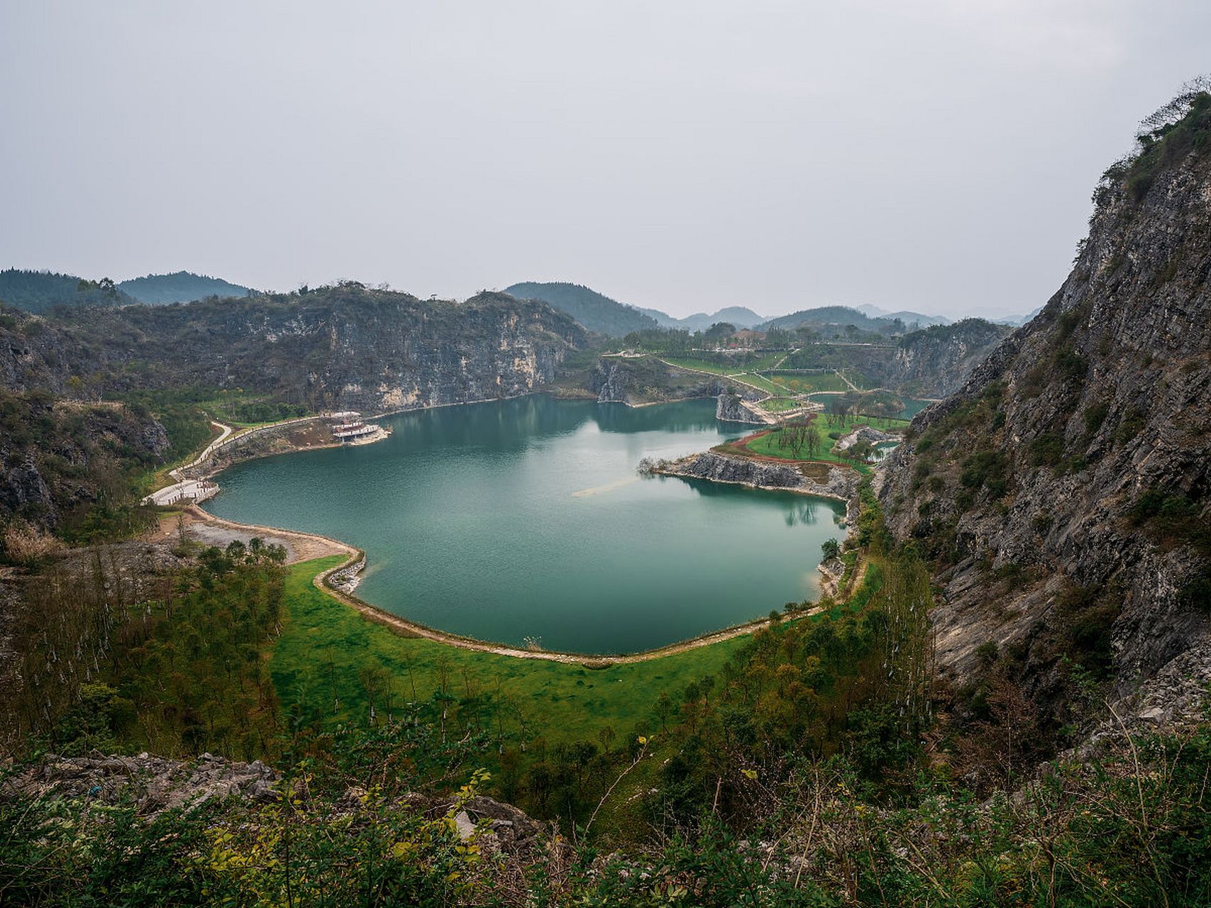 华容有什么好玩的地方或景点: 1.