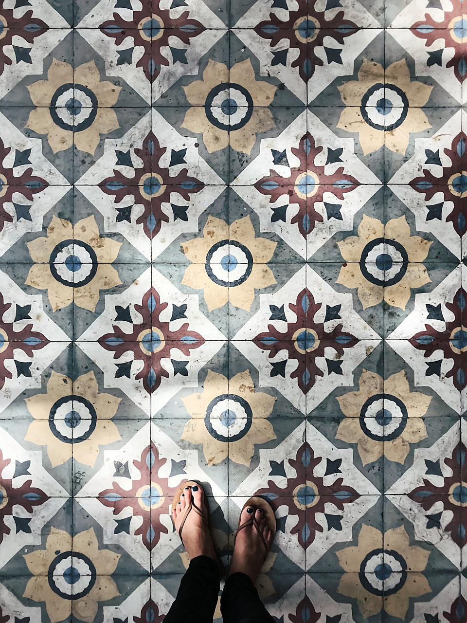 岩板十大名牌排行榜# #国产岩板一线品牌# #顺辉瓷砖# 顺辉瓷砖小