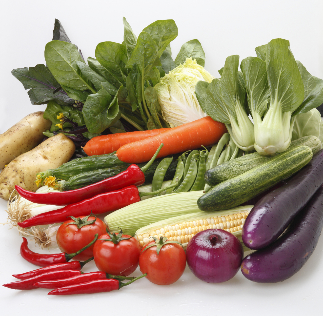 金秋健康过#   秋季时令蔬菜包括辣椒,青豆,菠菜,芥蓝等.