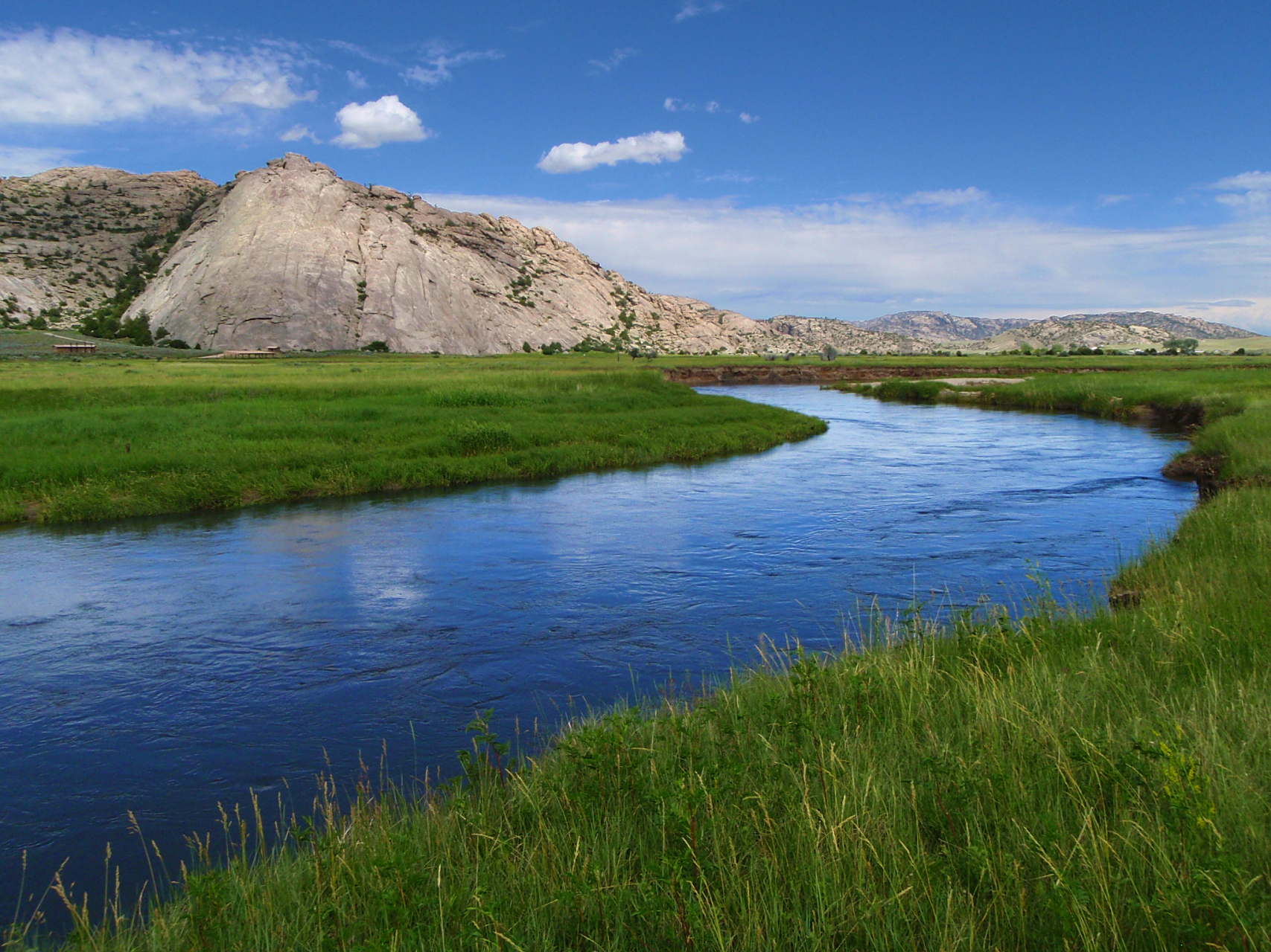 奇遇那拉提#那拉提牧马河位于新疆和田地区那拉提县,是一条美丽而