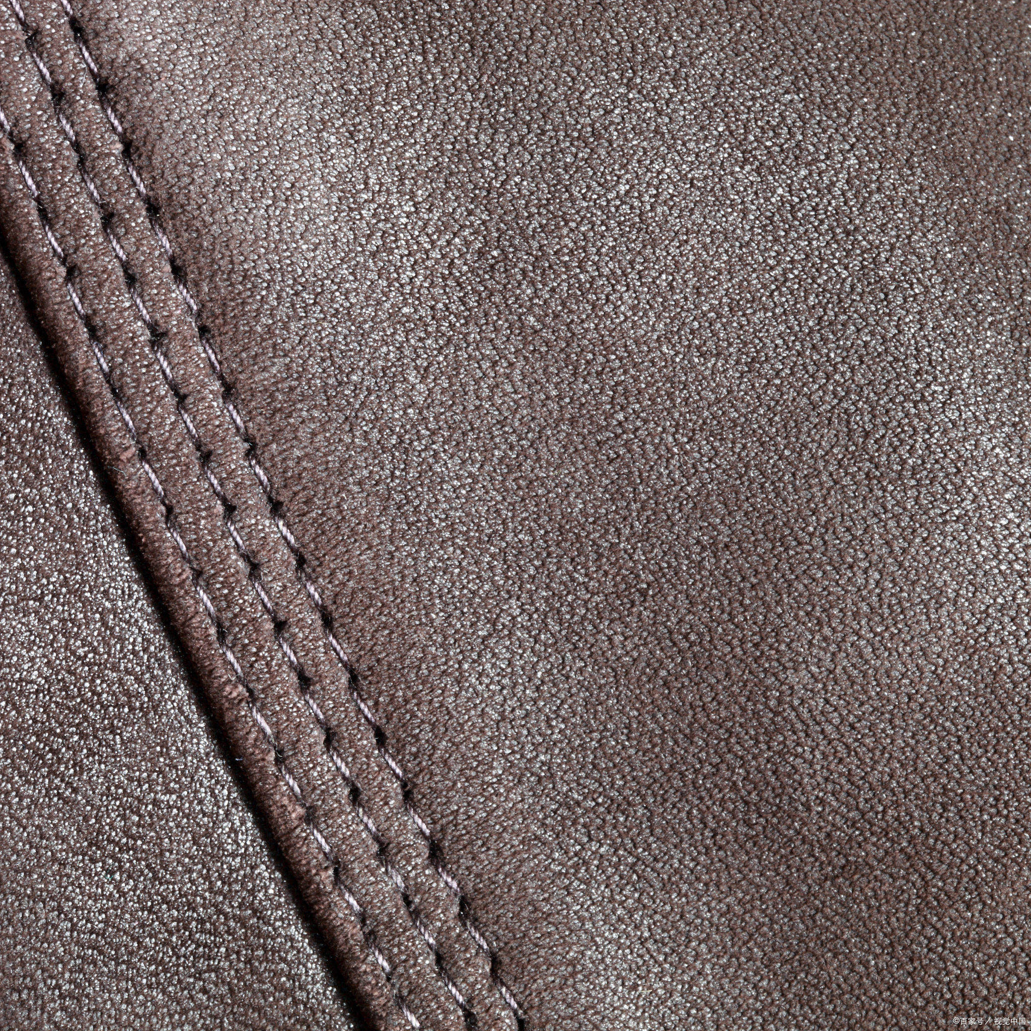 超纤皮与真皮:材质与质量的角力