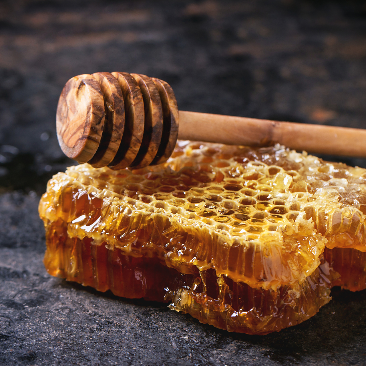 梦见蜂子和蜂蜜是什么意思(梦见蜜蜂和蜂窝是什么预兆) 梦见蜂子和蜂蜜是什么意思(梦见蜜蜂和蜂窝是什么预兆)