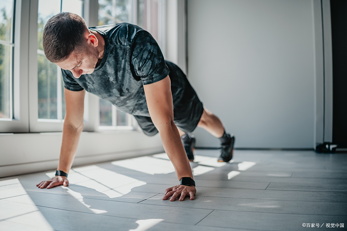 当年能连熬三个通宵第二天照样生龙活虎,如今晚睡一小时就像被抽了魂