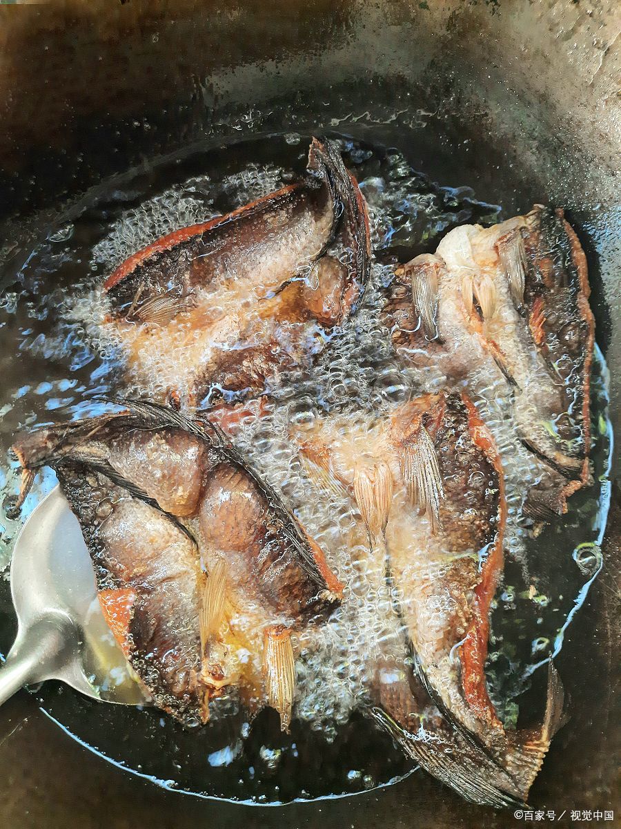 糟鱼是很多人都爱吃的美食,但有时候会因为做不好而放弃.