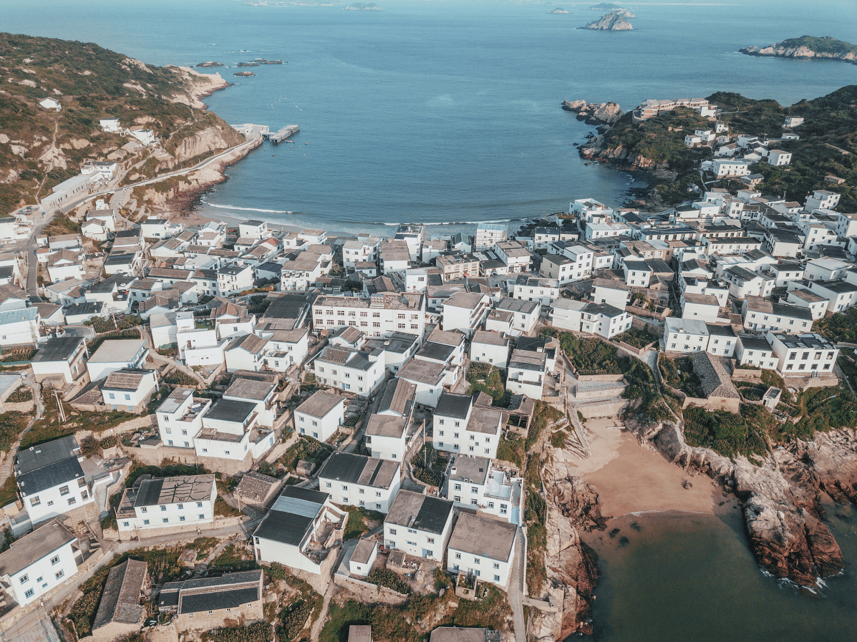 平潭岛必去景点塘屿岛位于福建省平潭县南端,海岛为扁长形,最南端的