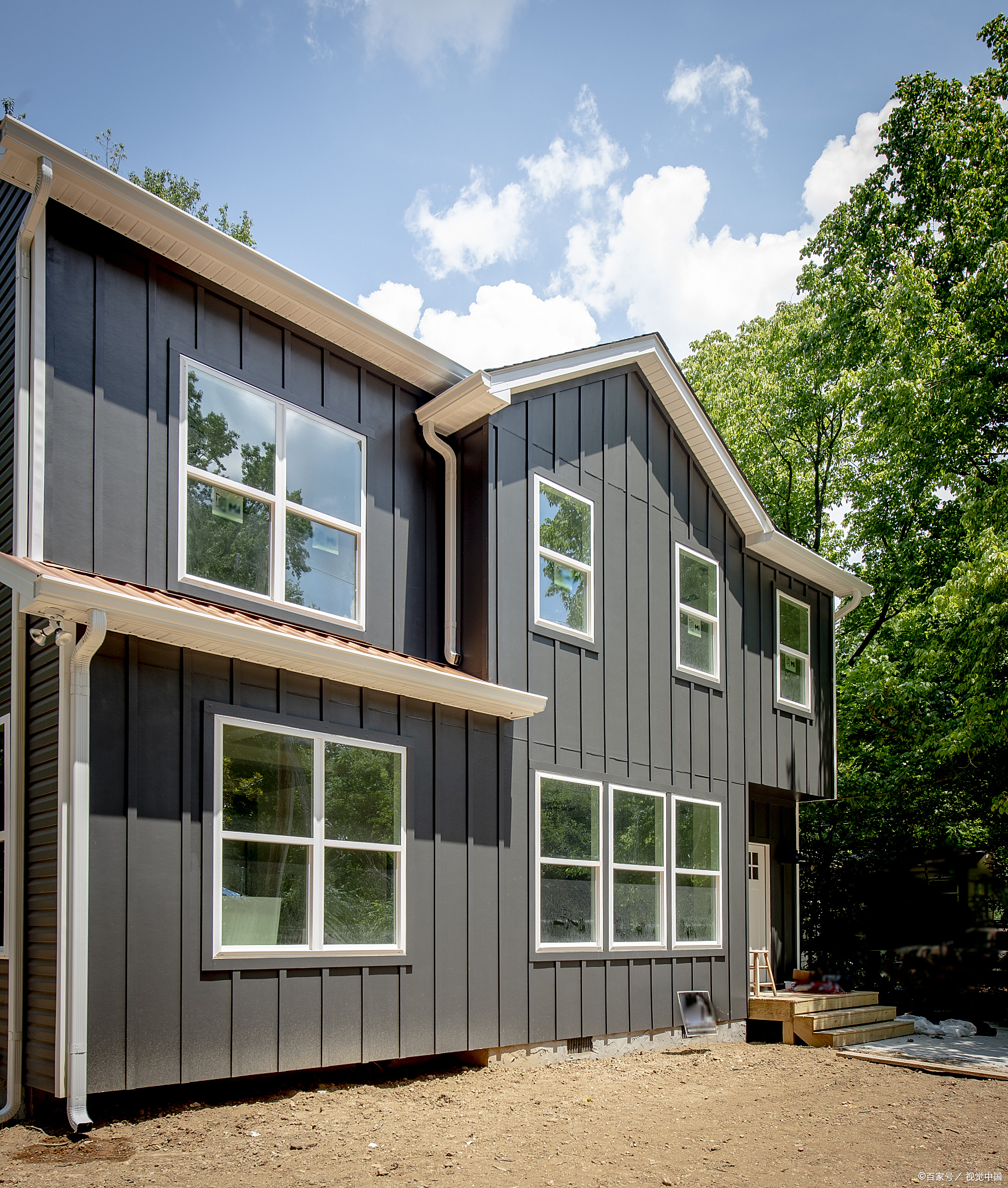 坚固耐用,集装箱房打造安全可靠的临时住所