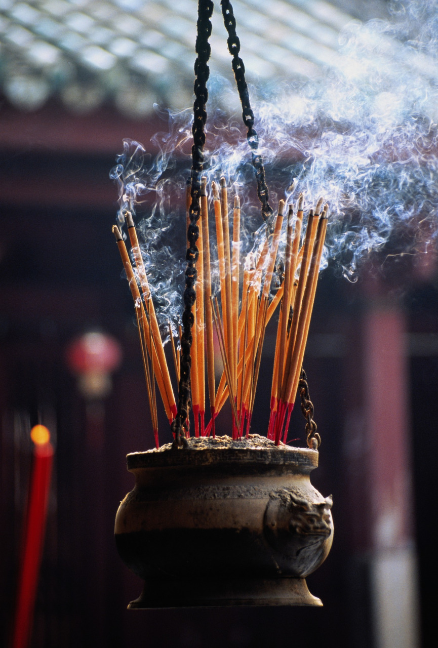 97中元节,又称盂兰节,是中国传统的一个重要节日,农历七月十五日为