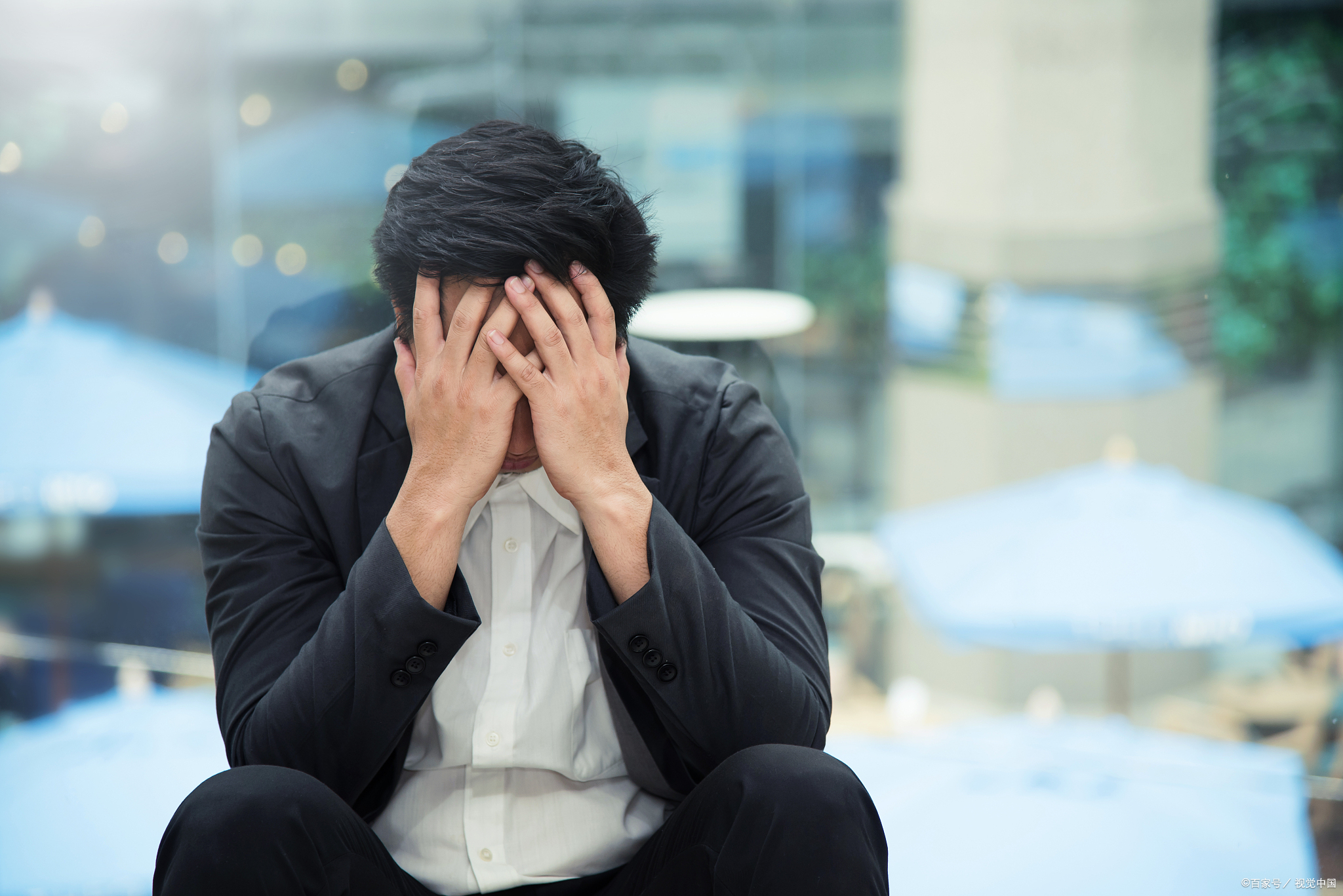 我真的感到压力山大,家中四个孩子,连最小的老四也开始上幼儿园了.