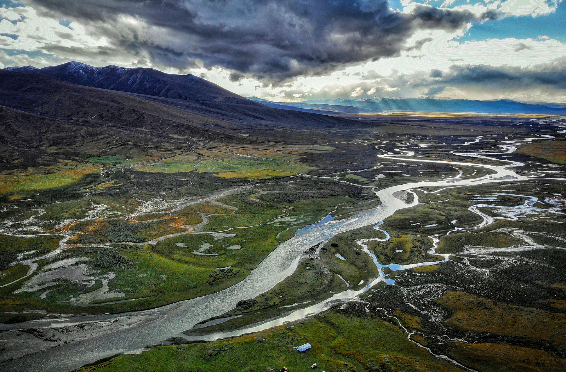 在西藏的拉萨河谷,有一个展览馆成为历史文化与民族特色的窗口.