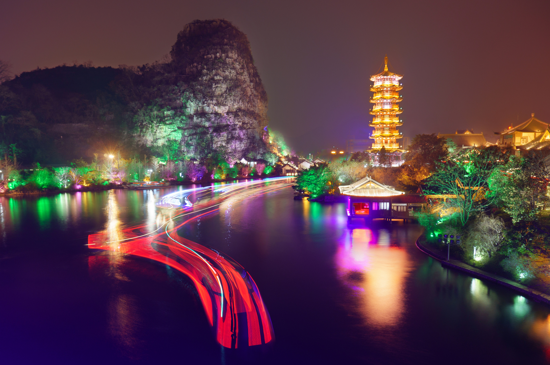 桂林市内夜景必去地方图片