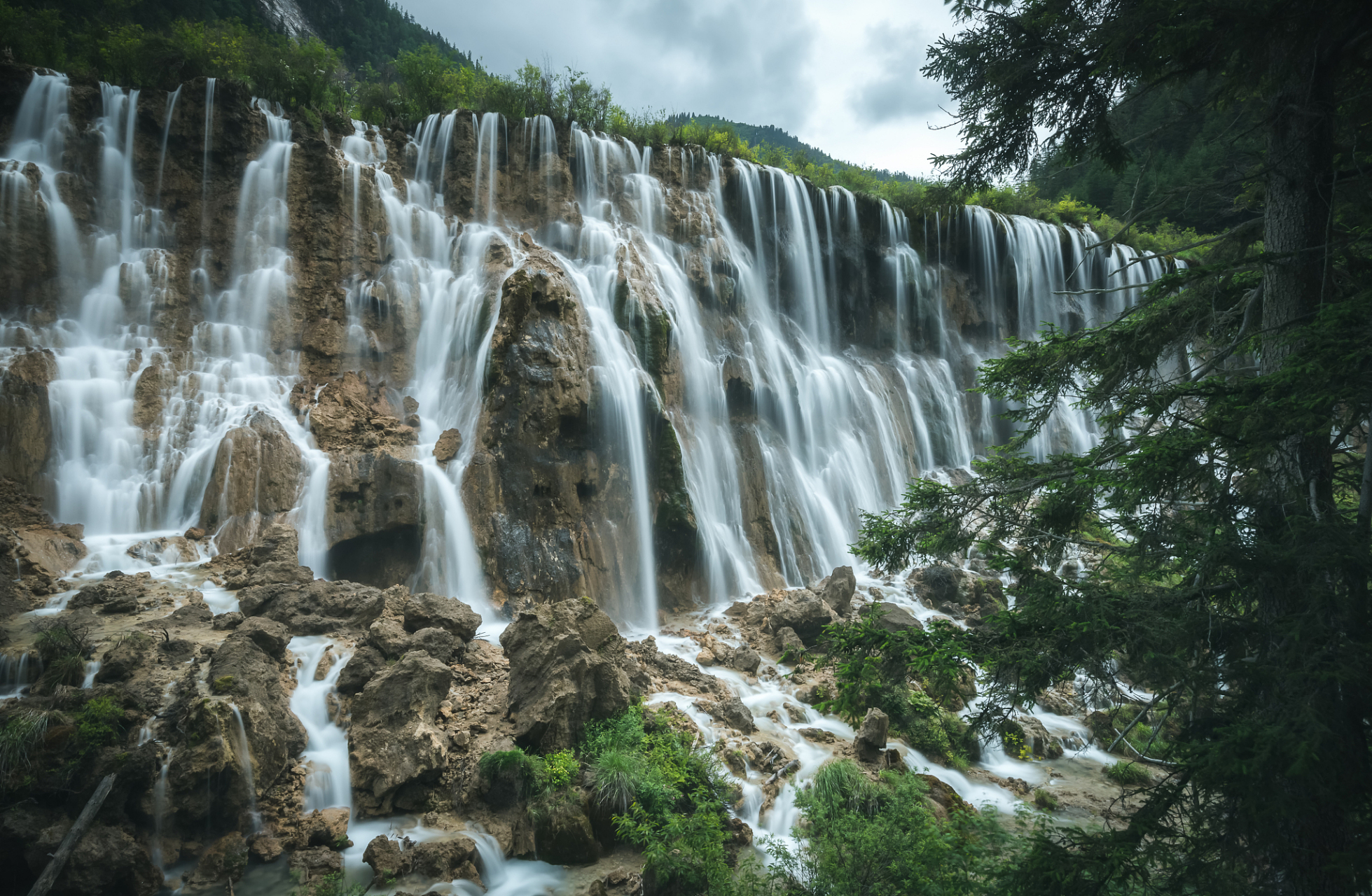 亚洲第一大瀑布排名图片
