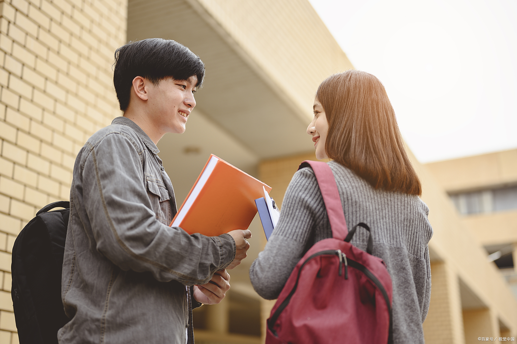 大学生是否应该谈恋爱