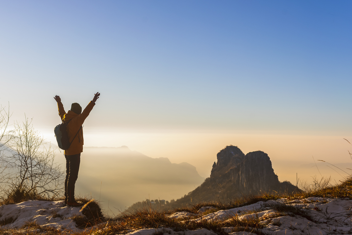 登顶心情舒畅图片