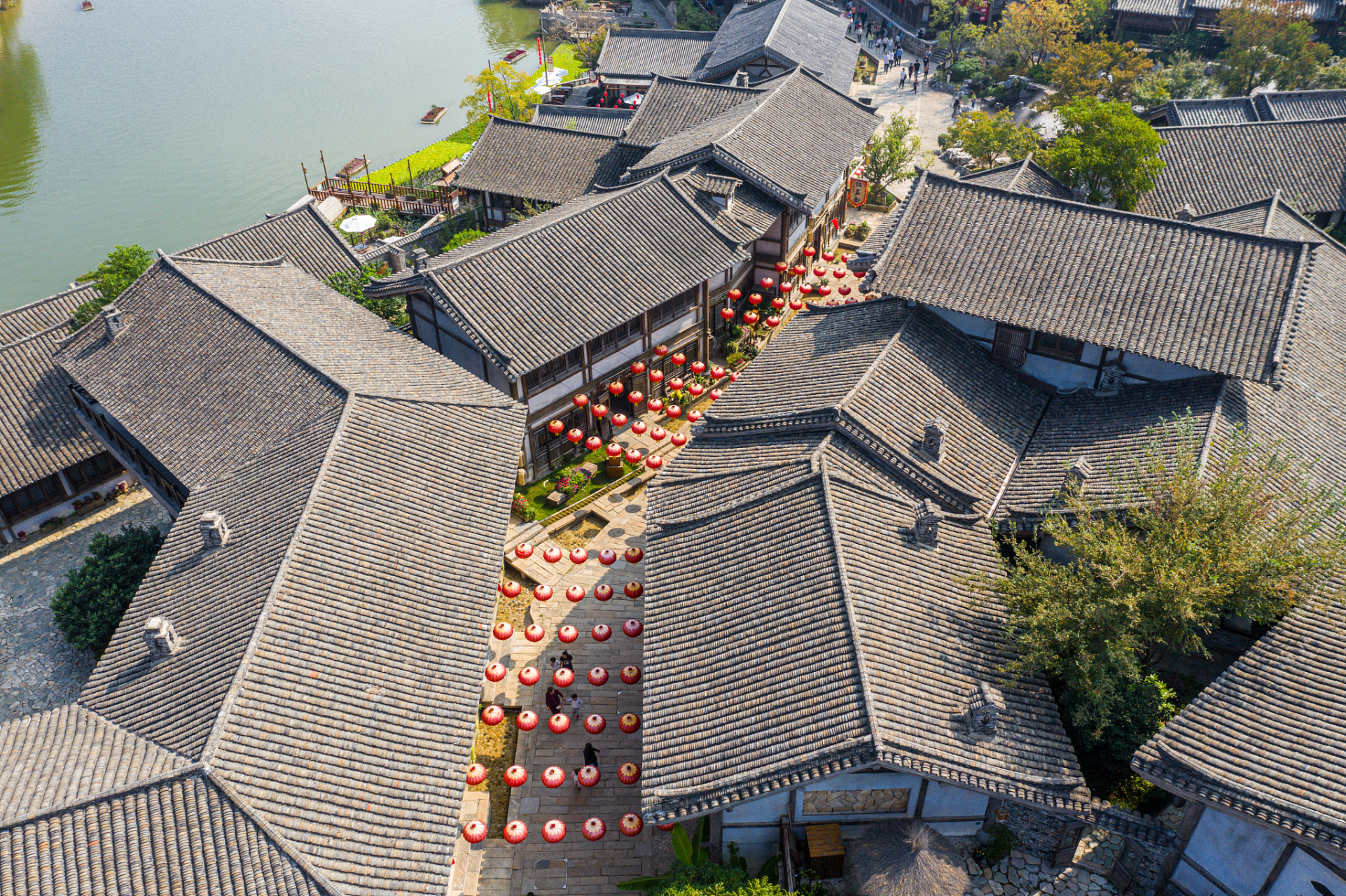 田州古城座落在广西百色市田阳区百东河北岸.