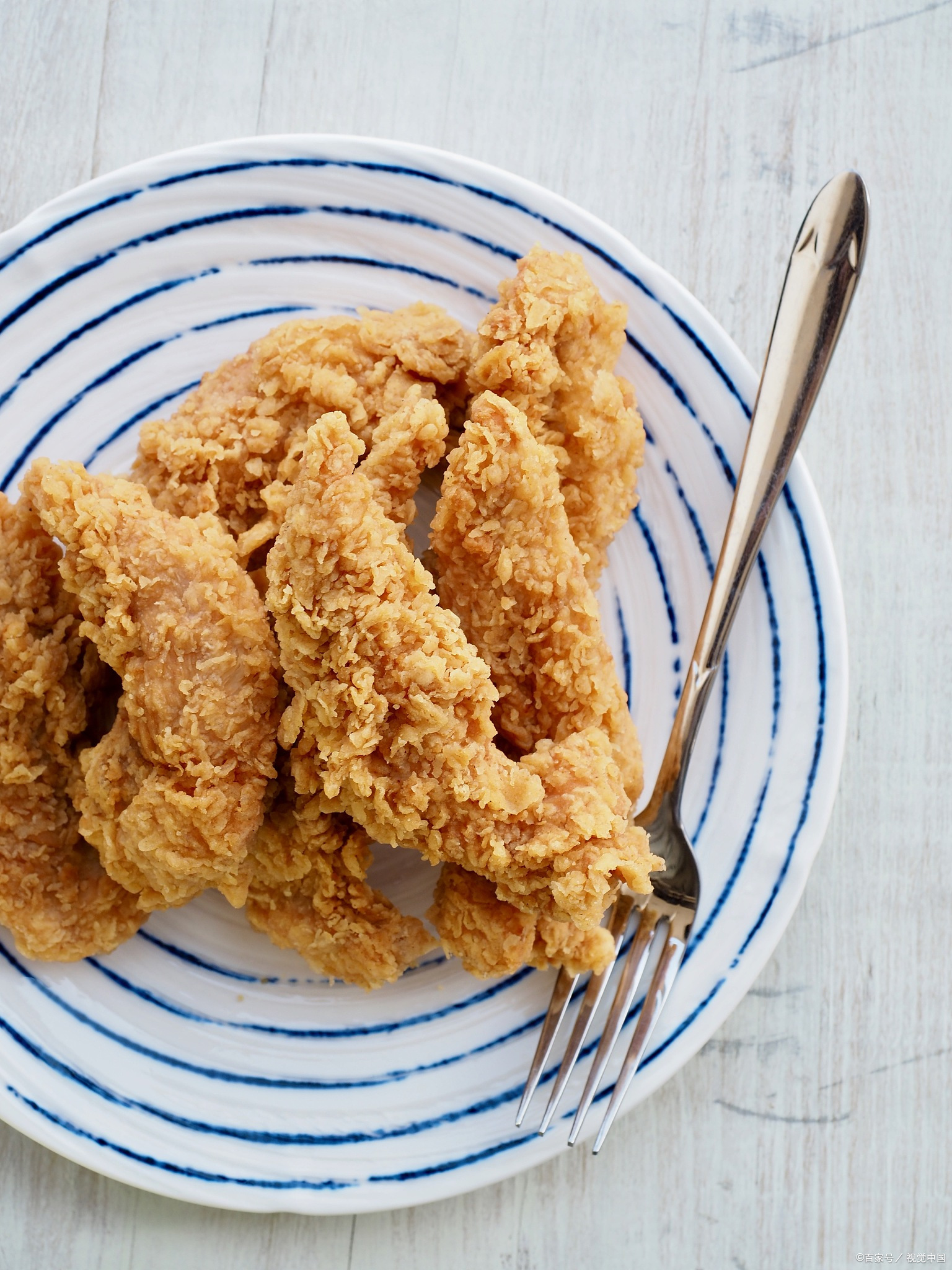 香酥炸鸡柳:家庭版简易教程