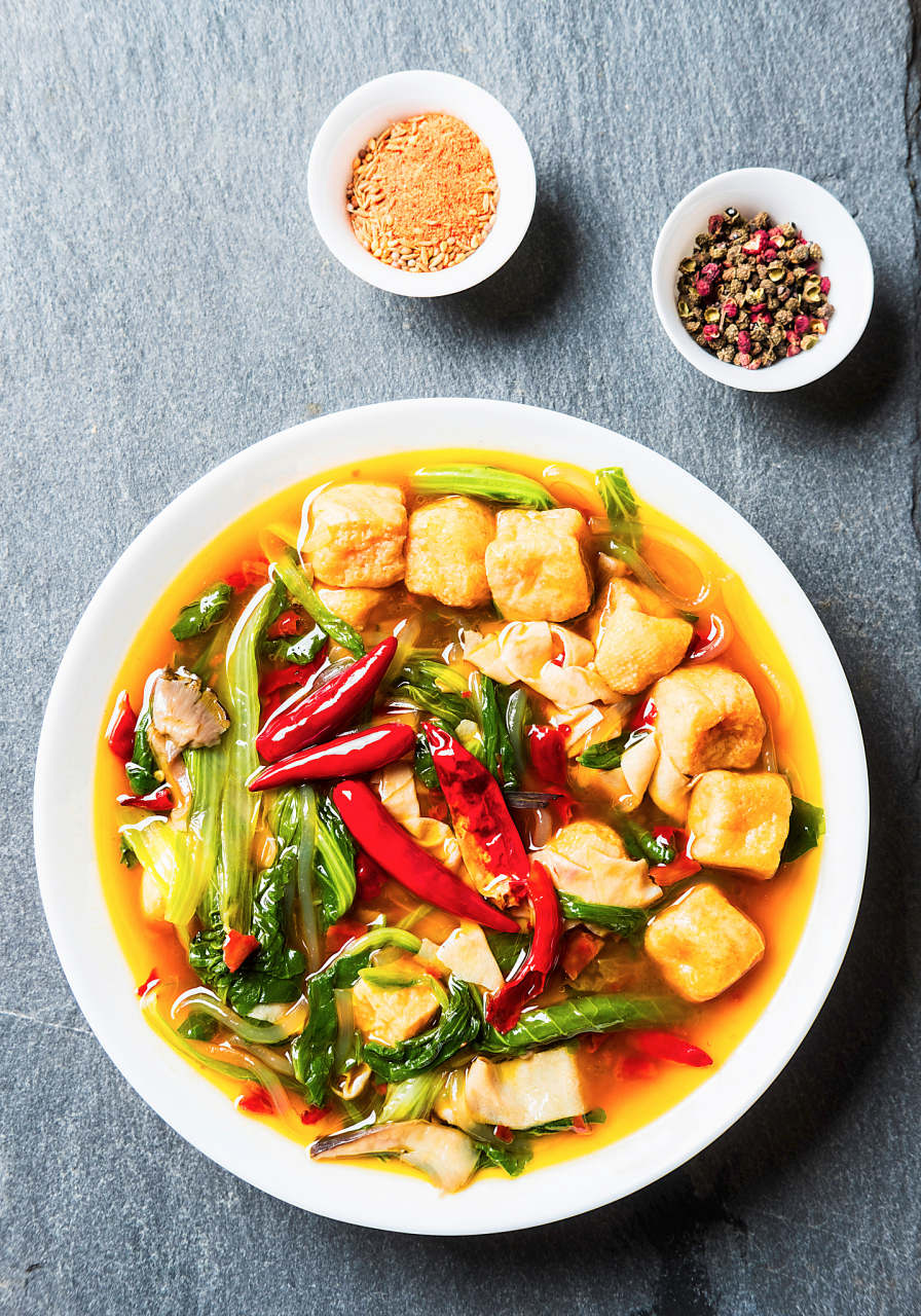 这里是一个专门为美食爱好者打造的宝藏库,我致力于探寻和分享中国各