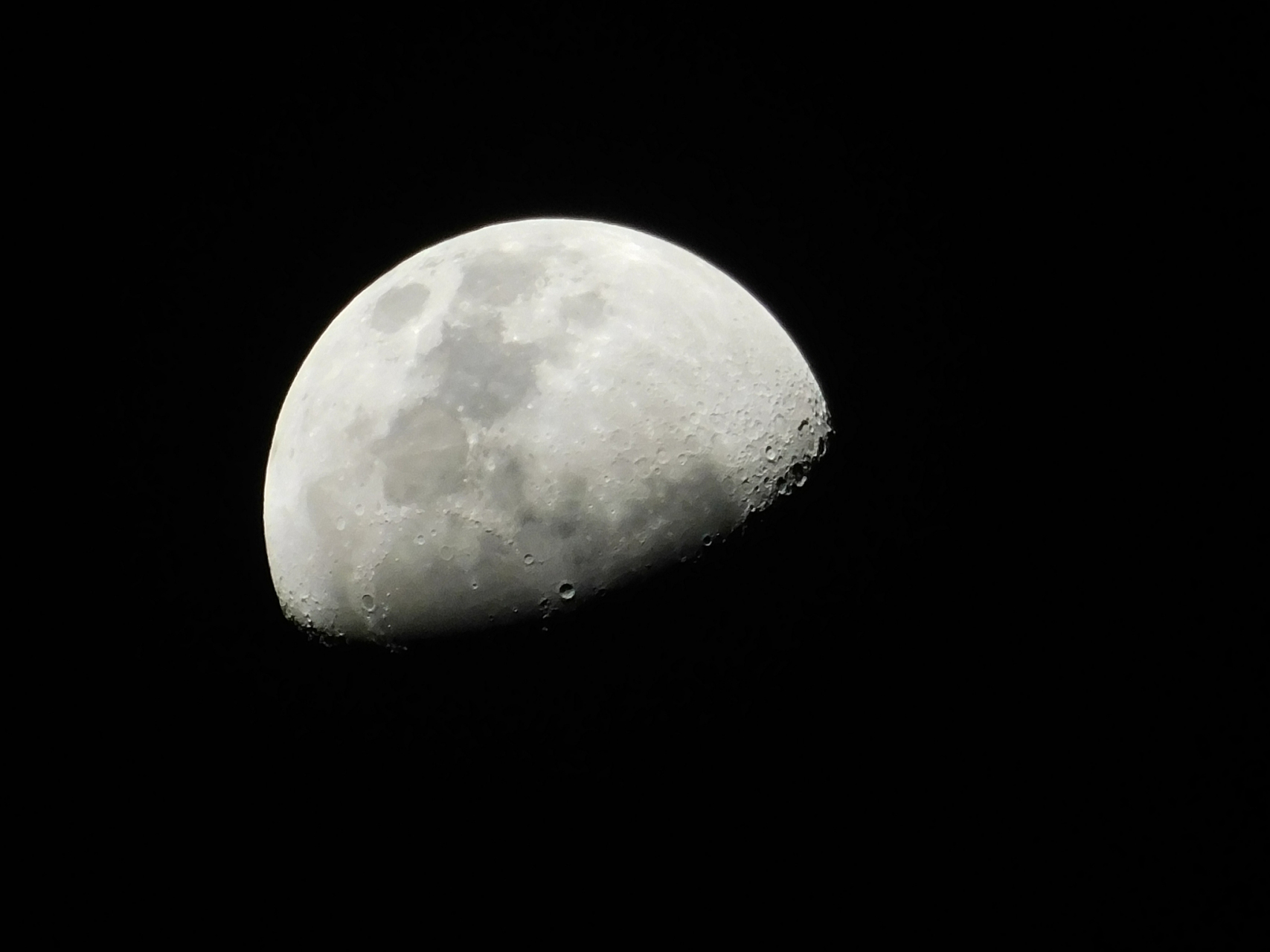 全国均可见,今晚将上演半影月食现象!