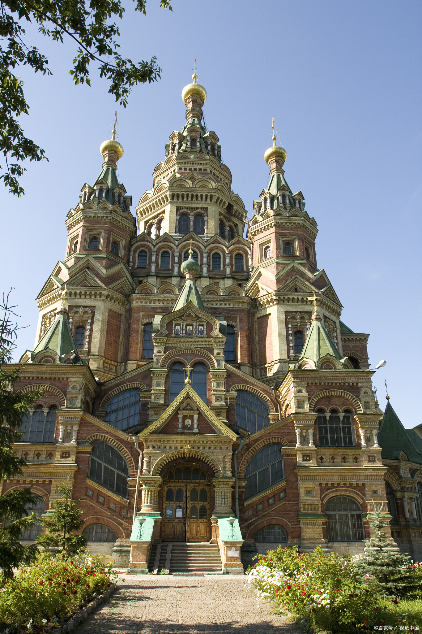 圣彼得堡这座充满历史韵味的城市中,隐藏着一座令人叹为观止的建筑