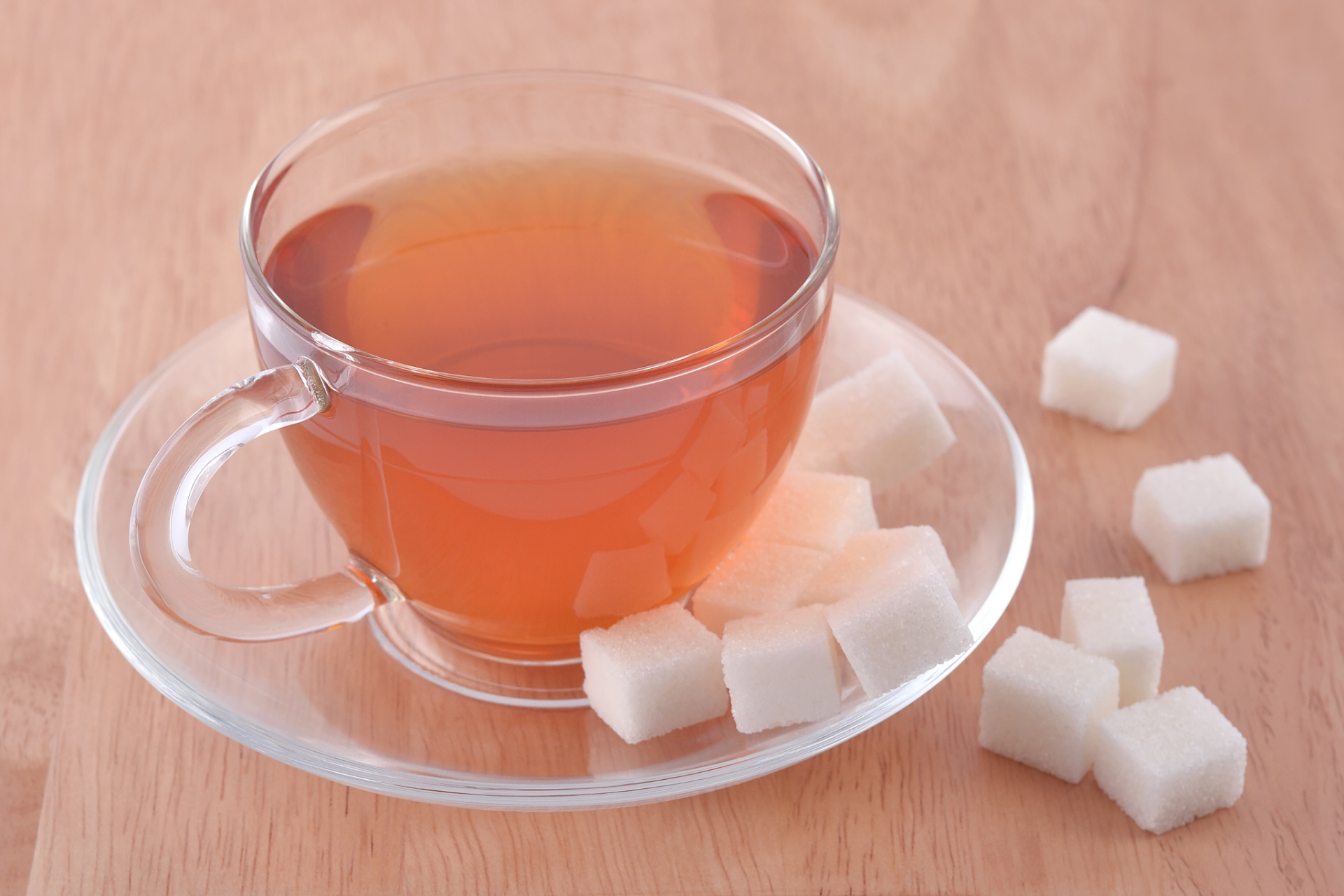 萝卜茶:此茶能清肺热,化痰湿,加少许食盐既可调味,又可清肺消炎